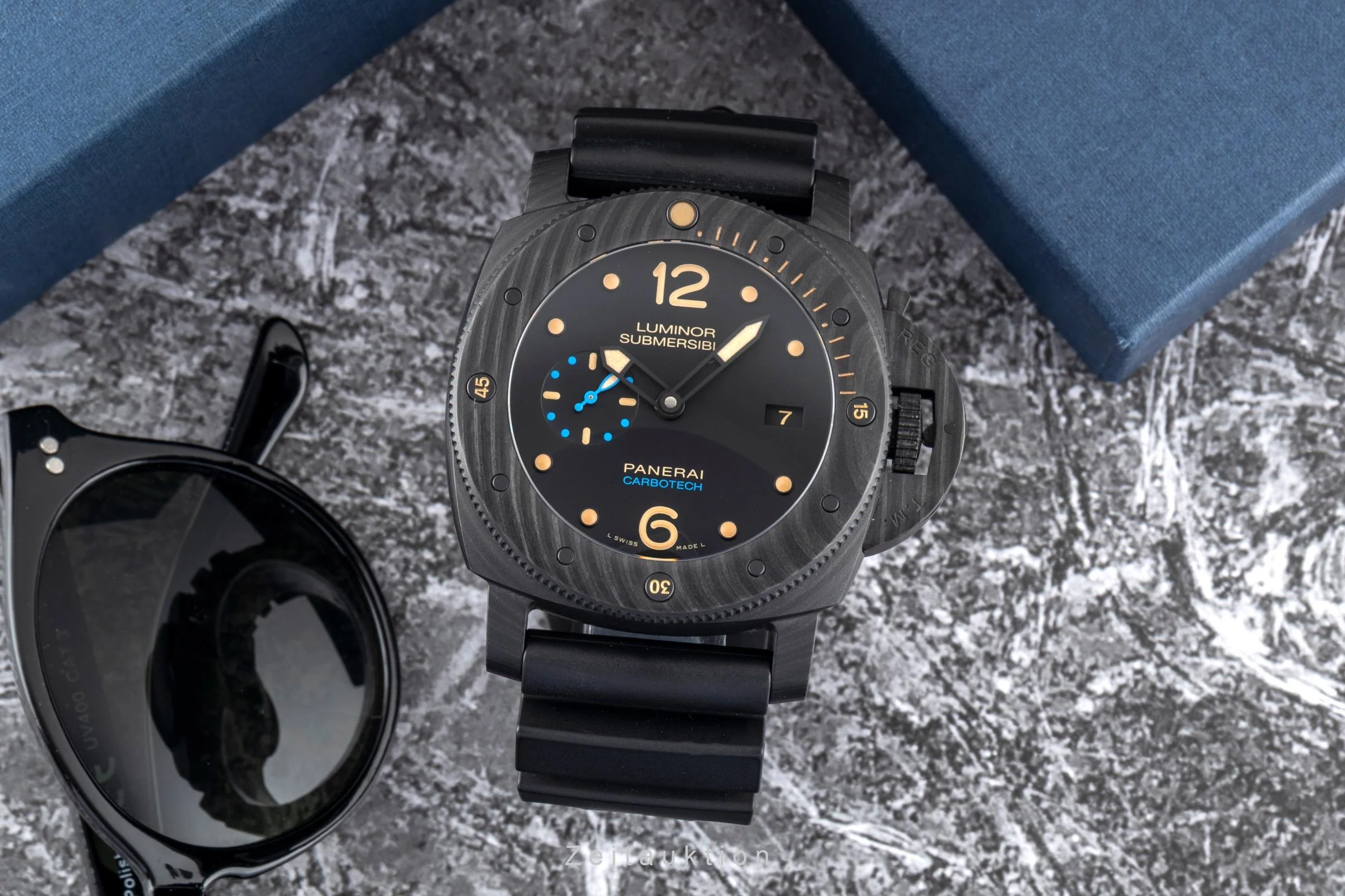 Panerai Submersible carbon automatic men's watch PAM00616 LP: 19500EUR  [2601125] - Image 4