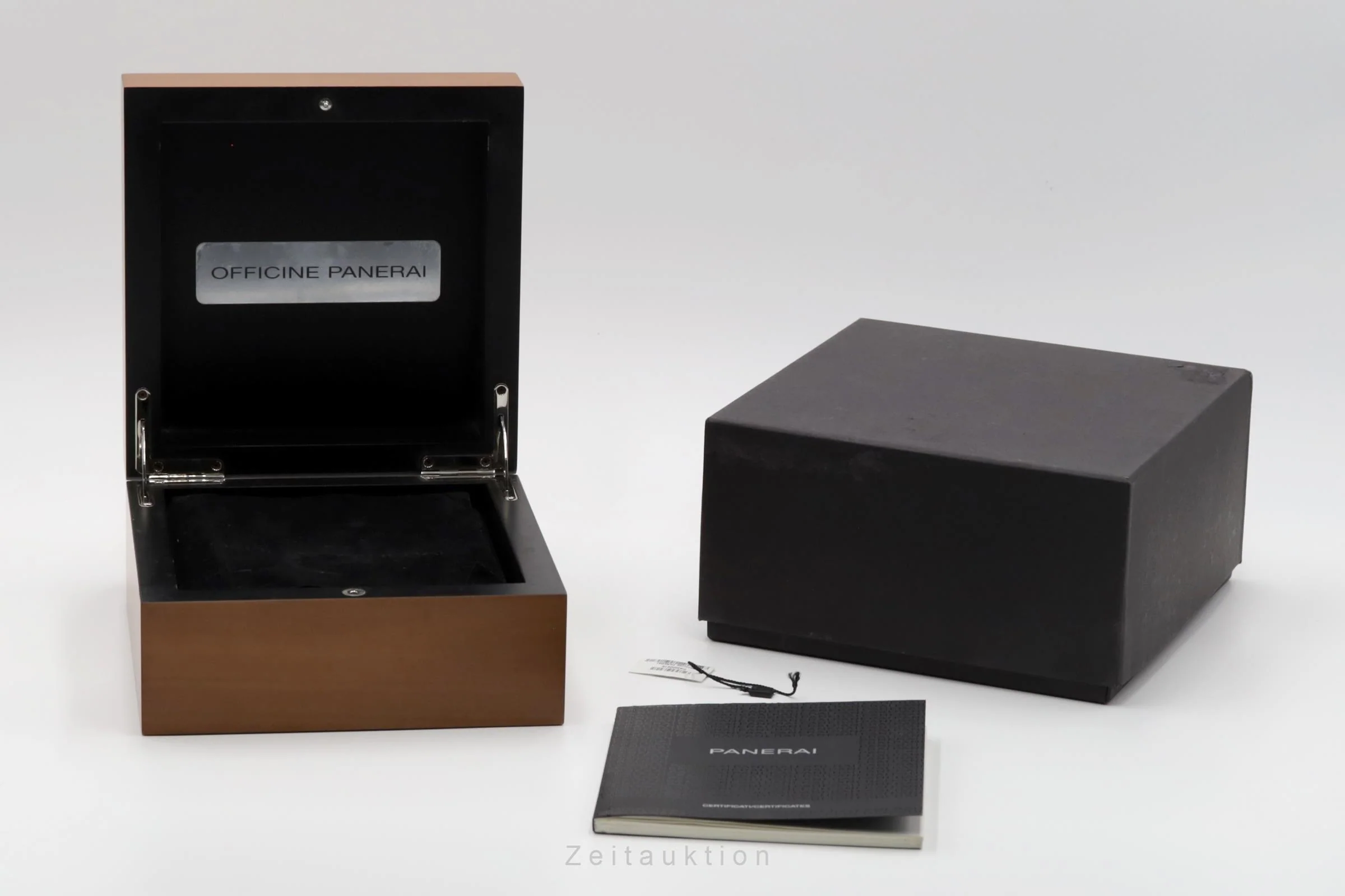 Panerai Submersible carbon automatic men's watch PAM00616 LP: 19500EUR  [2601125] - Image 9