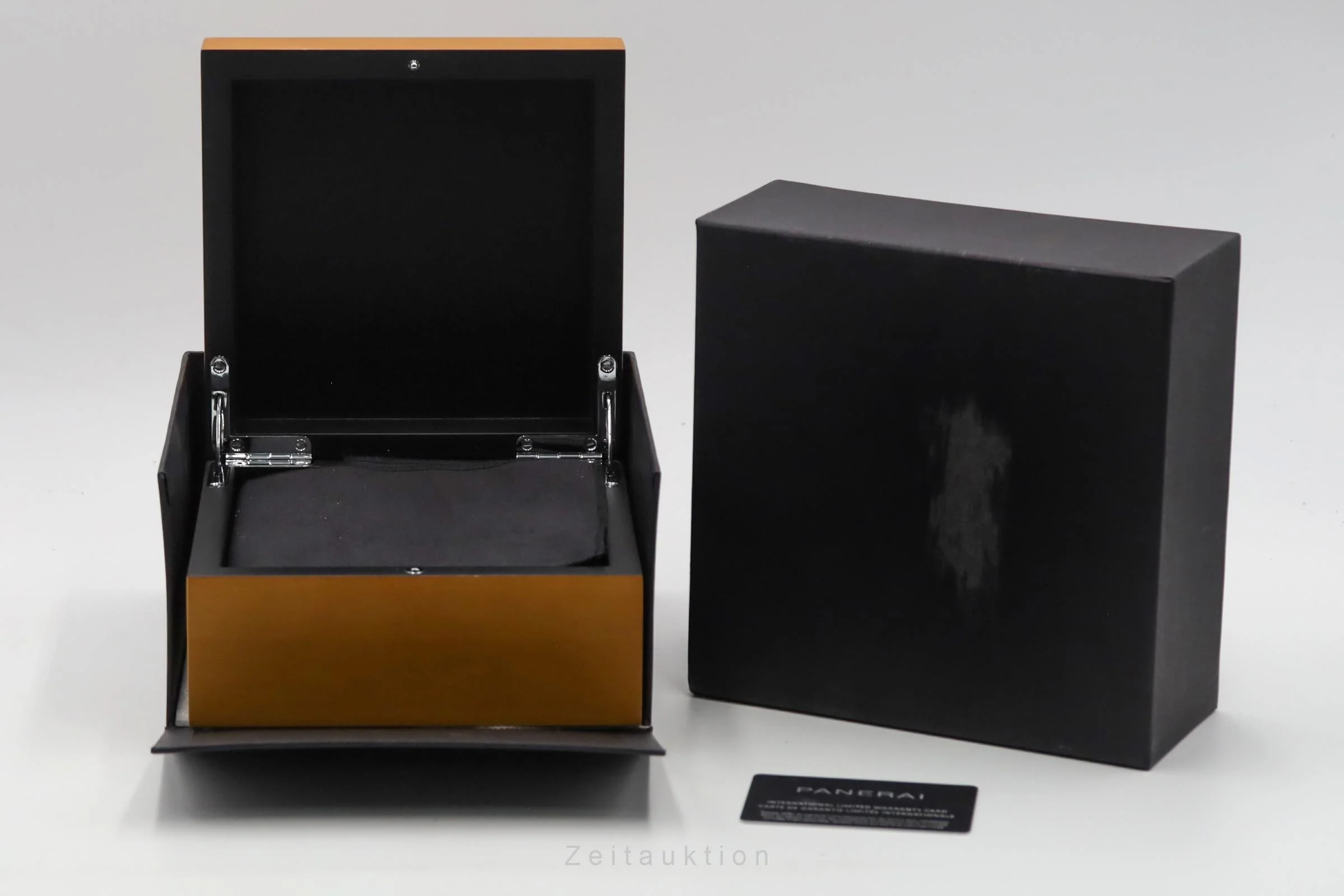 Panerai Submersible chronograph titanium automatic men's watch PAM00614  [2506470] - Image 9
