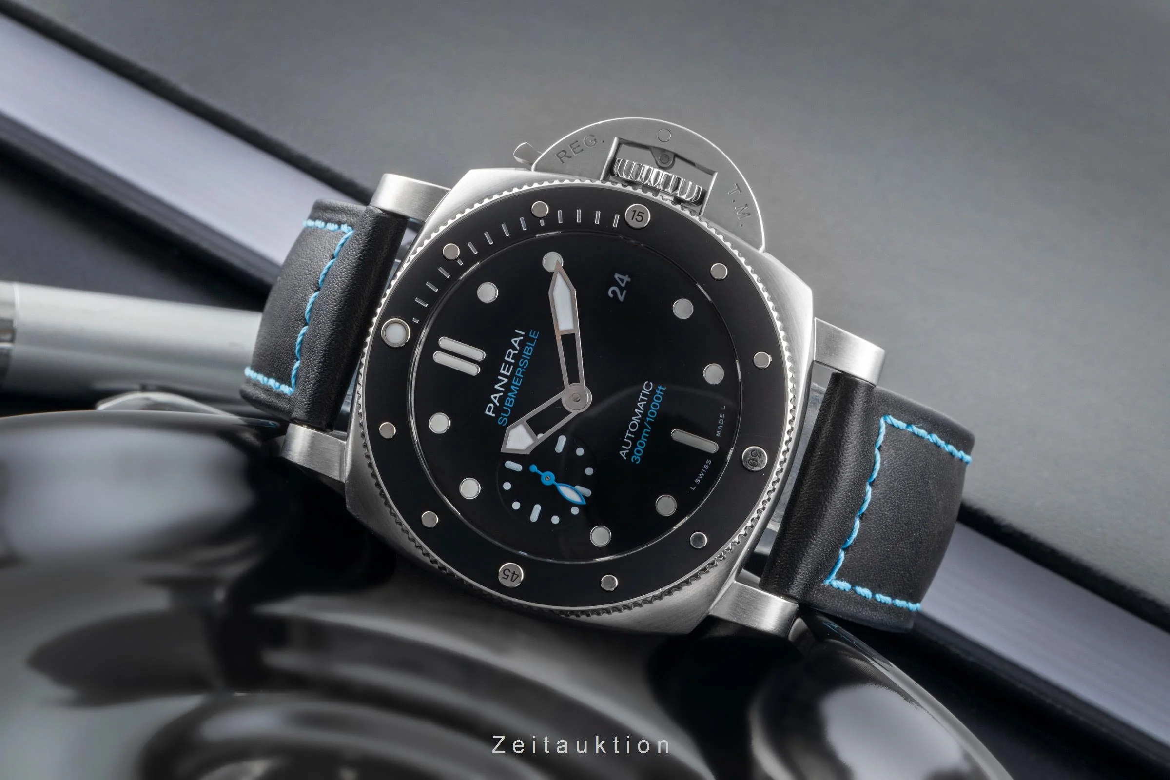 Panerai Submersible steel automatic men's watch PAM00683 LP: 9700EUR  [2506527] - Image 3
