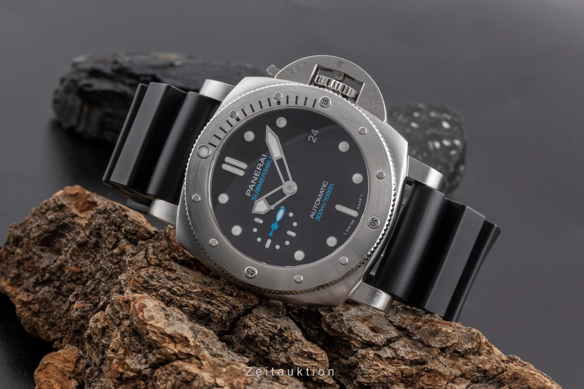 Panerai Submersible steel automatic men's watch PAM00973 LP: 9700EUR  [2502596] - Image 3