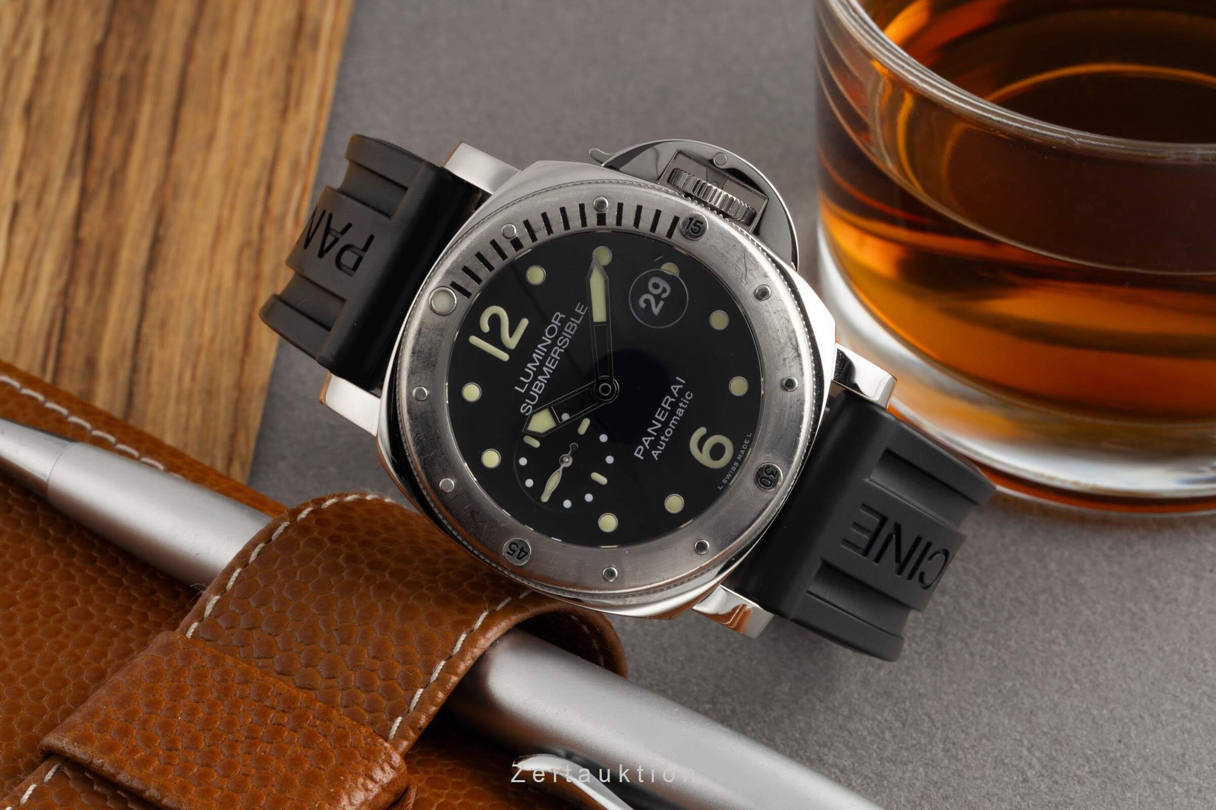 Panerai Submersible steel automatic men's watch PAM01024  [2501681] - Image 3