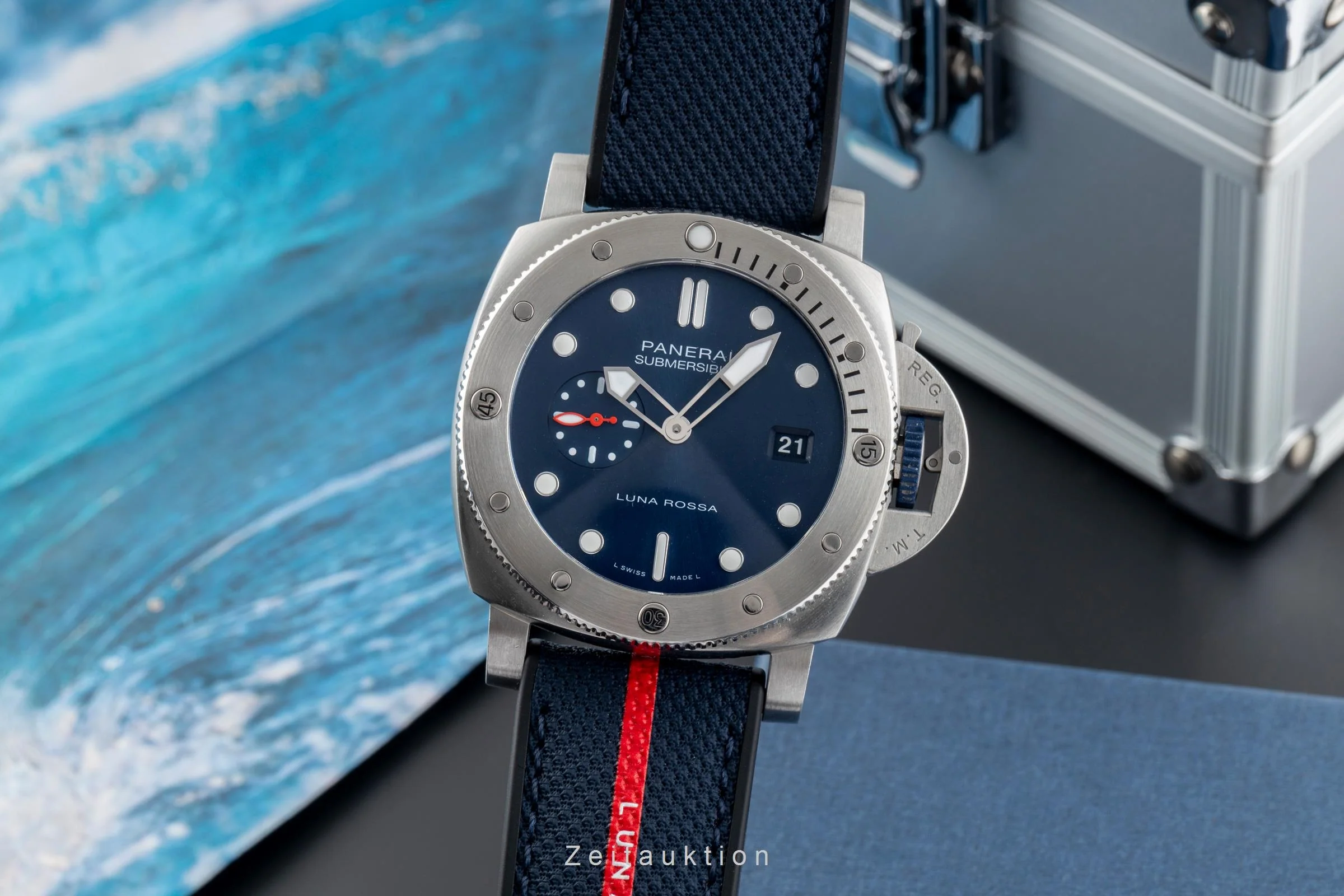 Panerai Submersible steel automatic men's watch PAM01391 LP: 11200EUR  [2500869] - Image 2