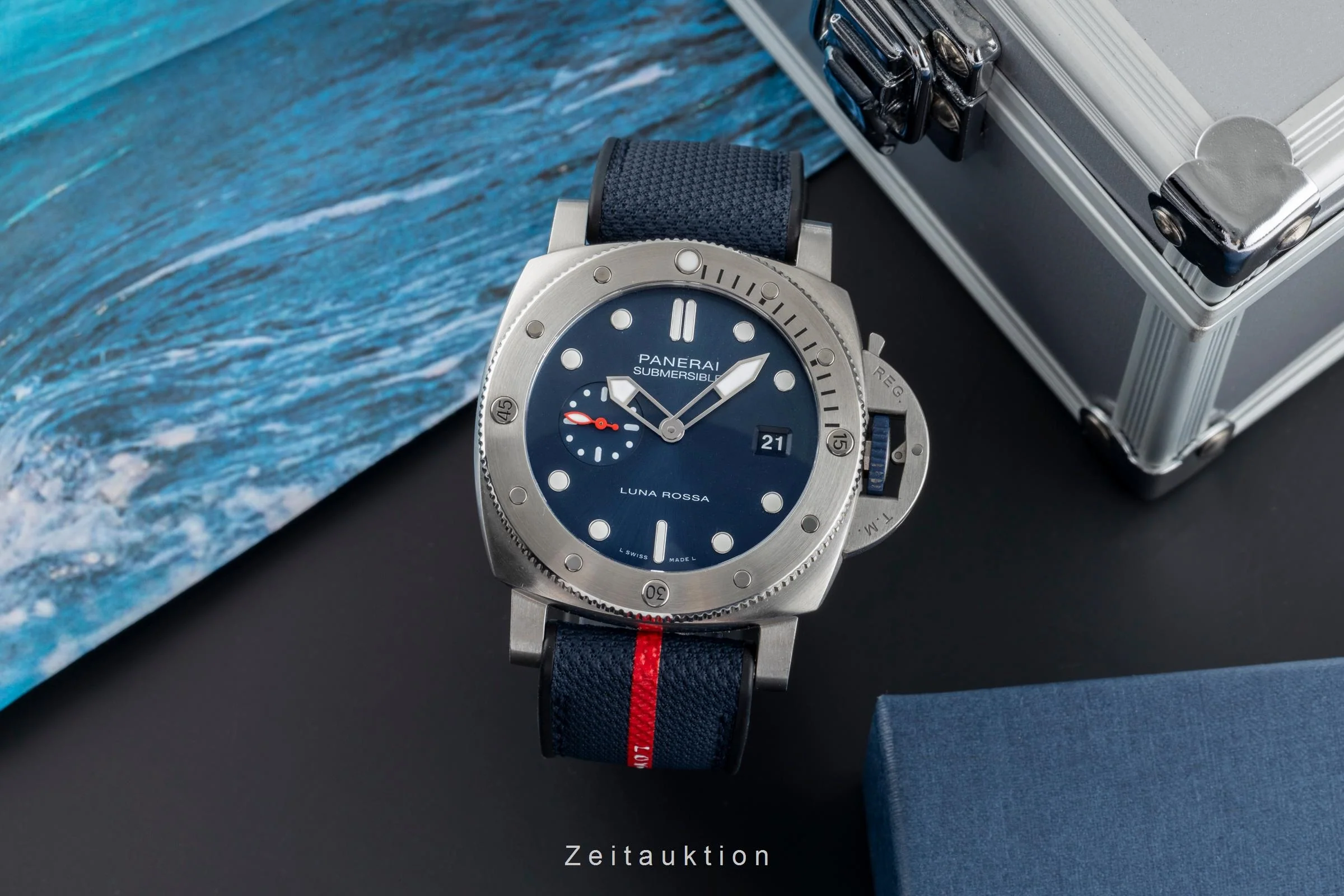 Panerai Submersible steel automatic men's watch PAM01391 LP: 11200EUR  [2500869] - Image 4