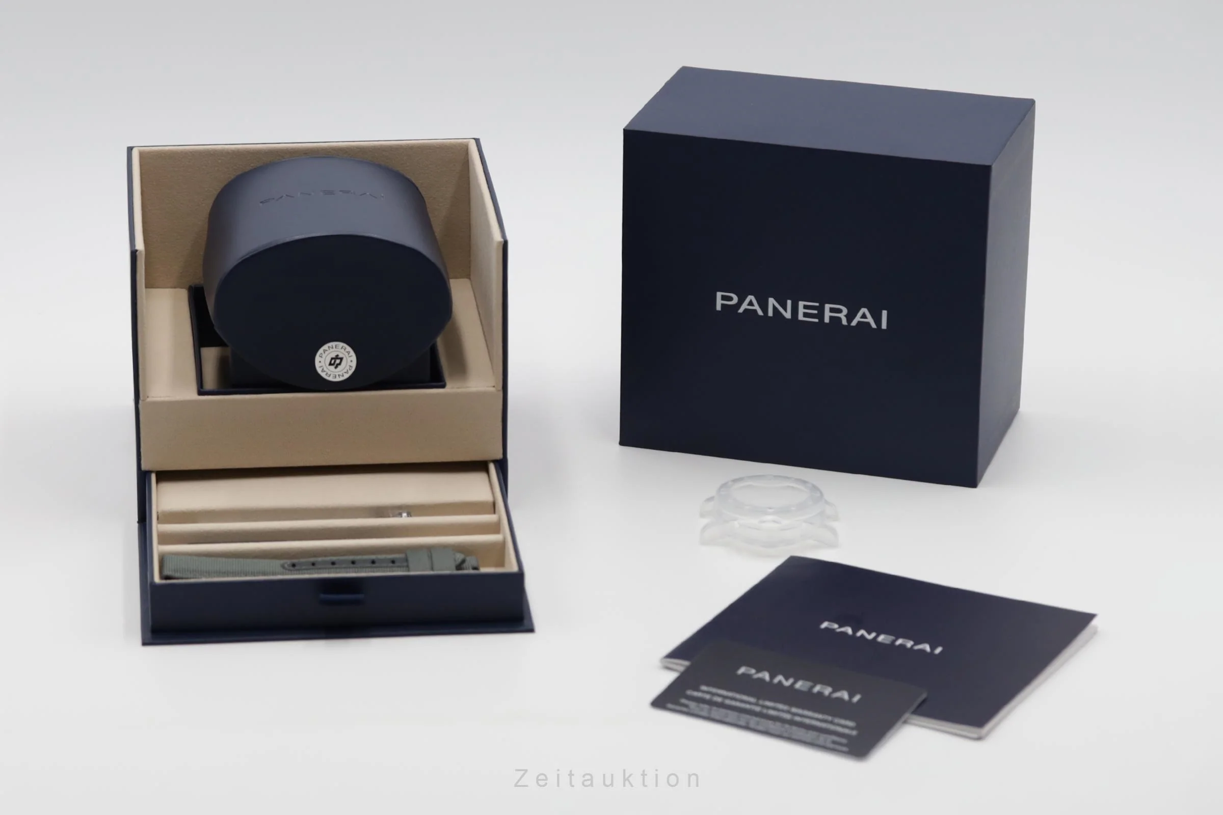 Panerai Submersible steel automatic men's watch PAM02683 LP: 10700EUR  [2503361] - Image 9