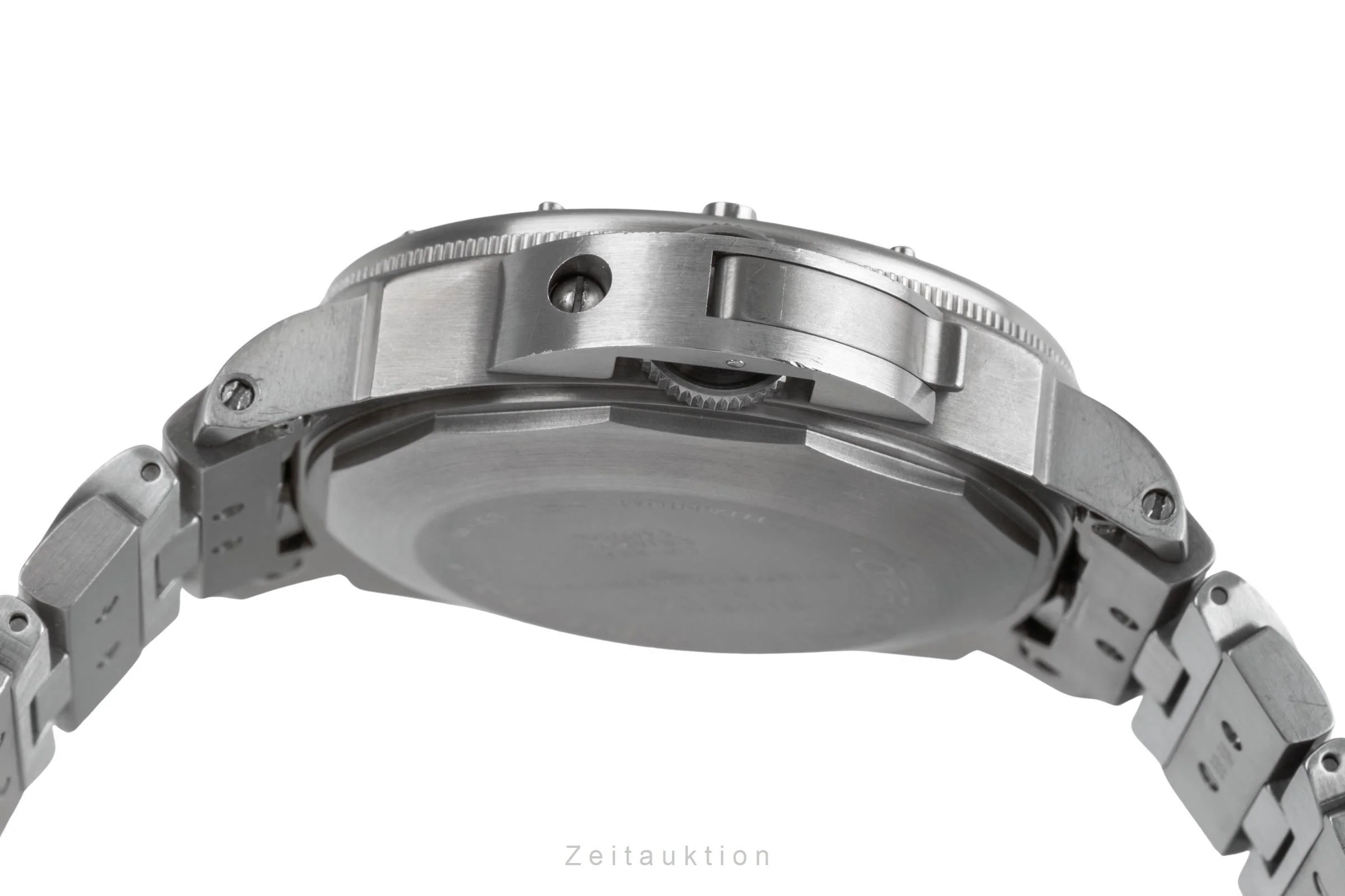 Panerai Submersible steel / titanium automatic men's watch PAM00106  [2503384] - Image 12