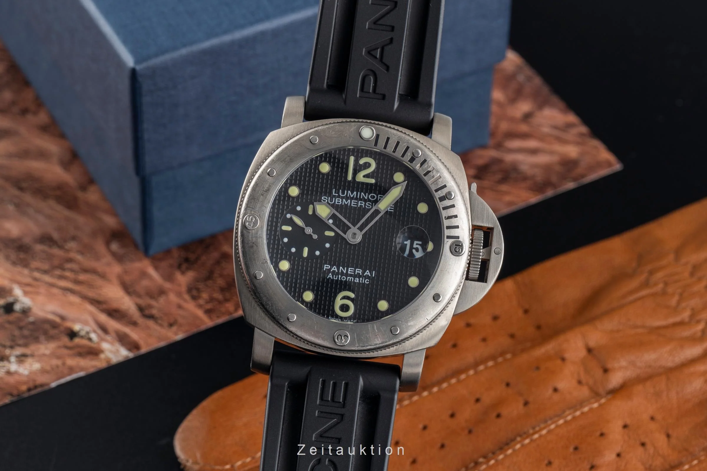 Panerai Submersible titanium automatic men's watch PAM00025 LP: 10900EUR  [2502538] - Image 2
