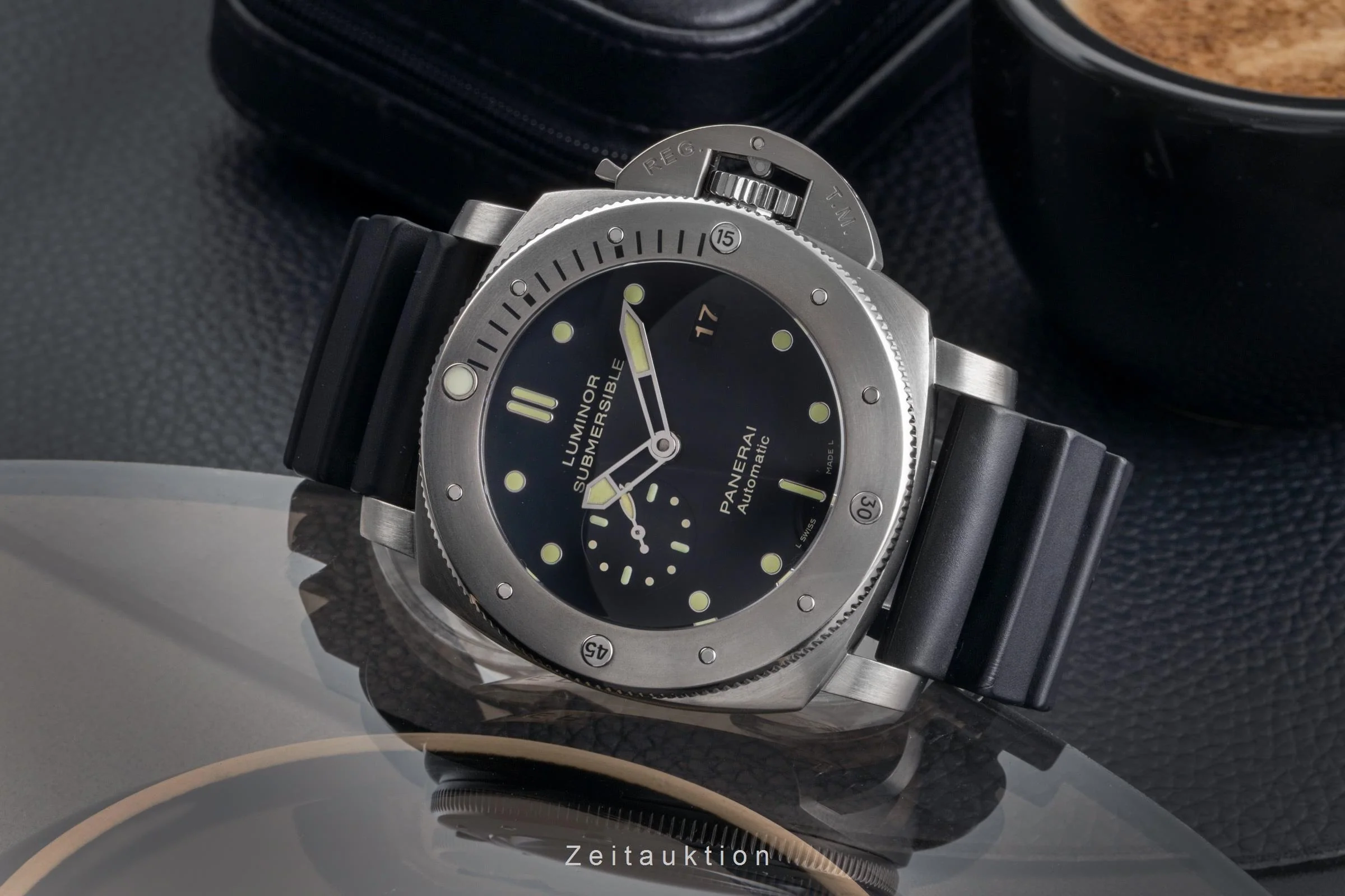 Panerai Submersible titanium automatic men's watch PAM00305 LP: 10900EUR  [2503082] - Image 3