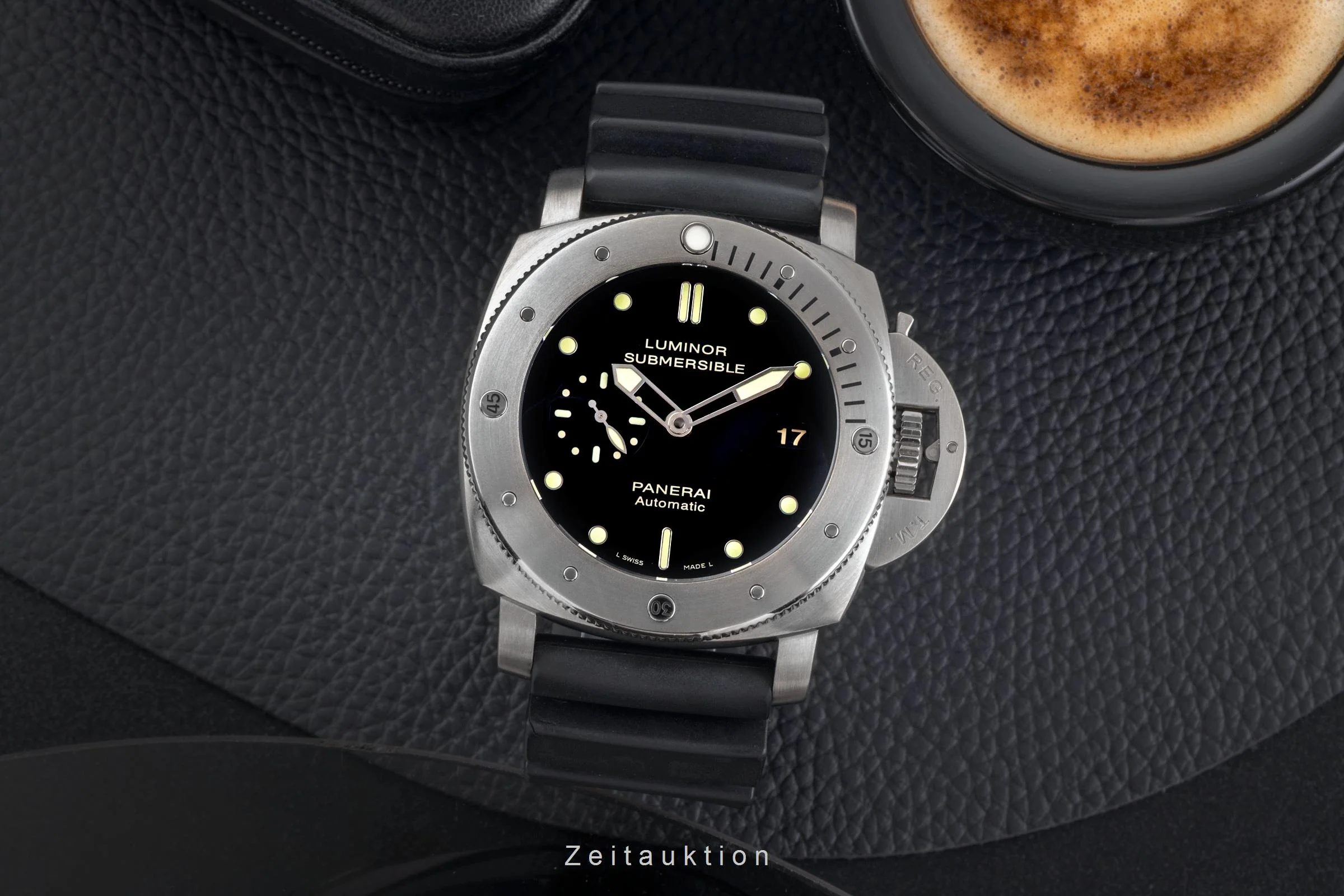 Panerai Submersible titanium automatic men's watch PAM00305 LP: 10900EUR  [2503082] - Image 4
