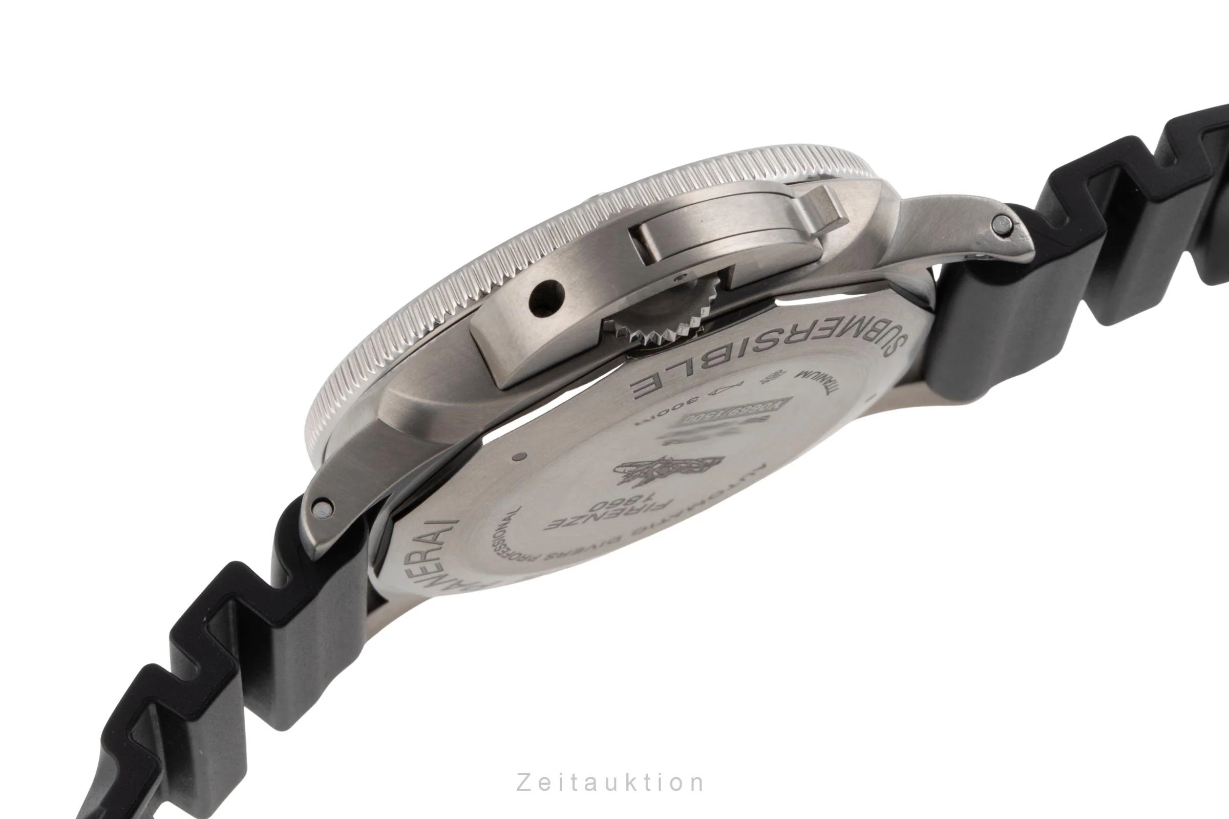 Panerai Submersible titanium automatic men's watch PAM01305  [2504138] - Image 13