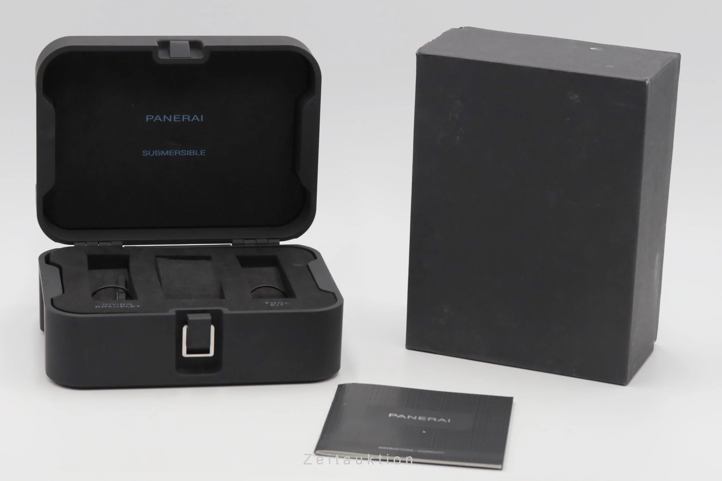 Panerai Submersible titanium automatic men's watch PAM01305  [2504138] - Image 9