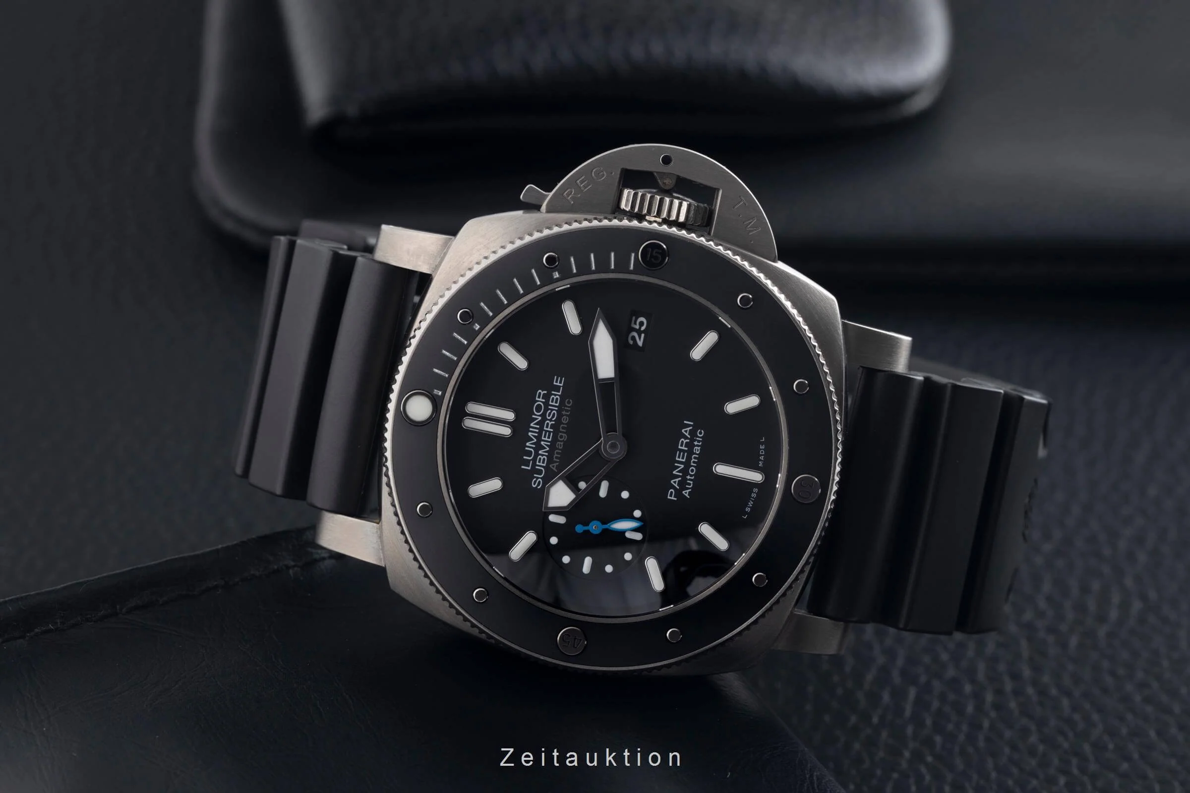 Panerai Submersible titanium automatic men's watch PAM01389 LP: 10900EUR Limited  [2502017] - Image 3