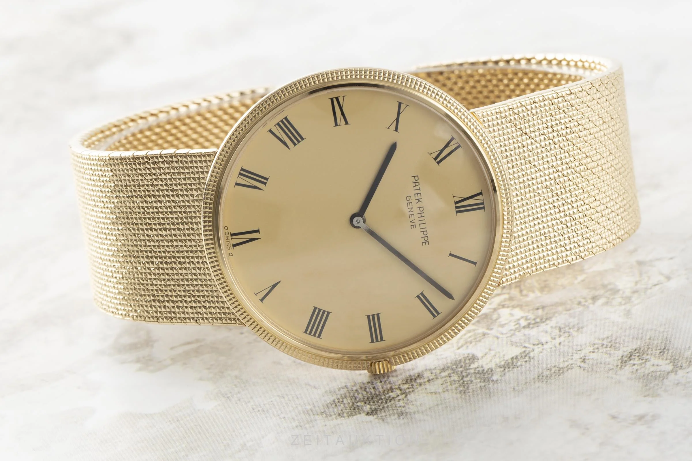 Patek Philippe Calatrava 18 ct gold automatic men's watch 3588/1  [2106023] - Image 2