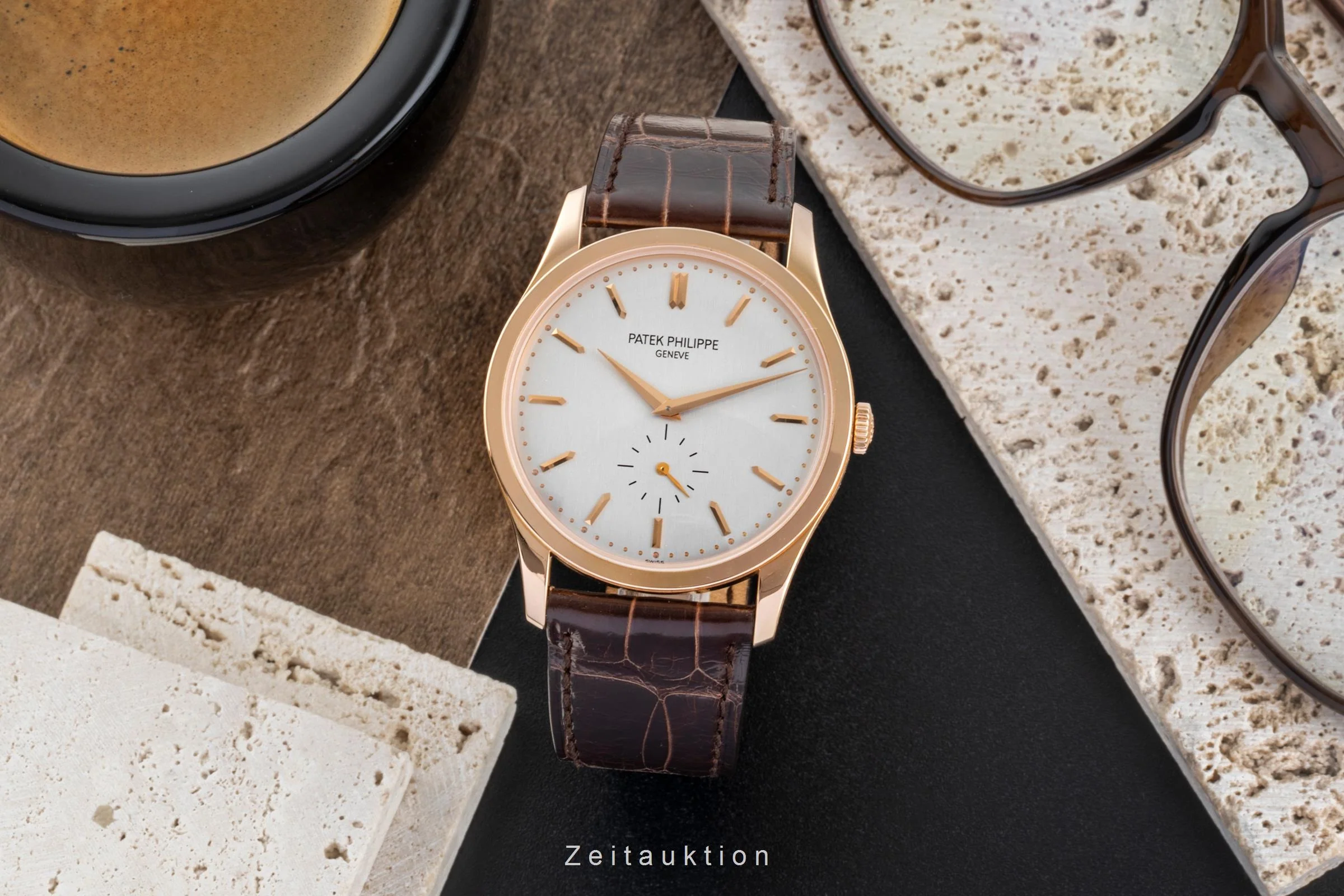 Patek Philippe Calatrava 18 ct red gold manual winding men's watch 5196R-001  [2506655] - Image 4