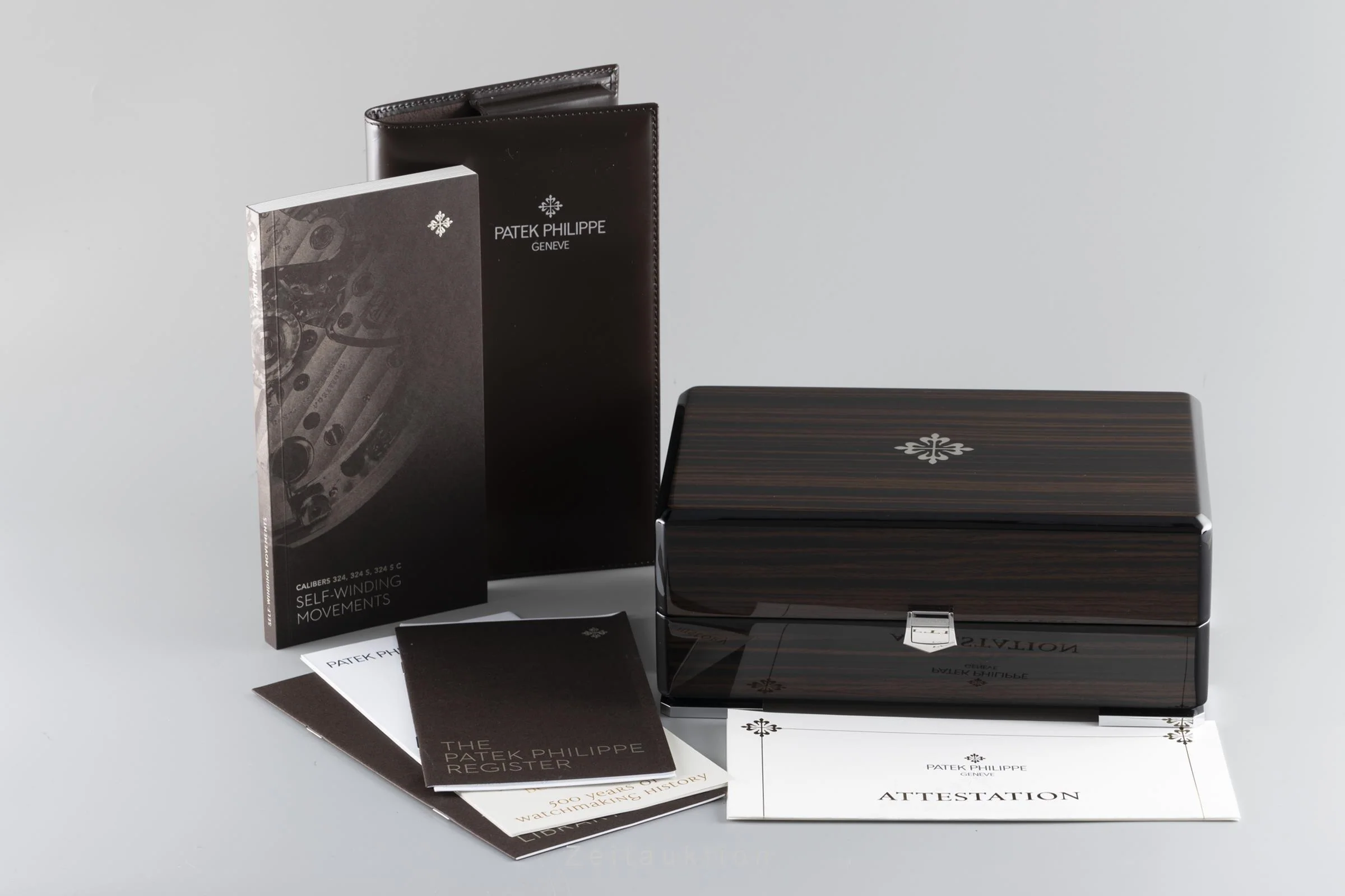 Patek Philippe Calatrava steel automatic men's watch 6007A-001 Limited  [2111225] - Image 8