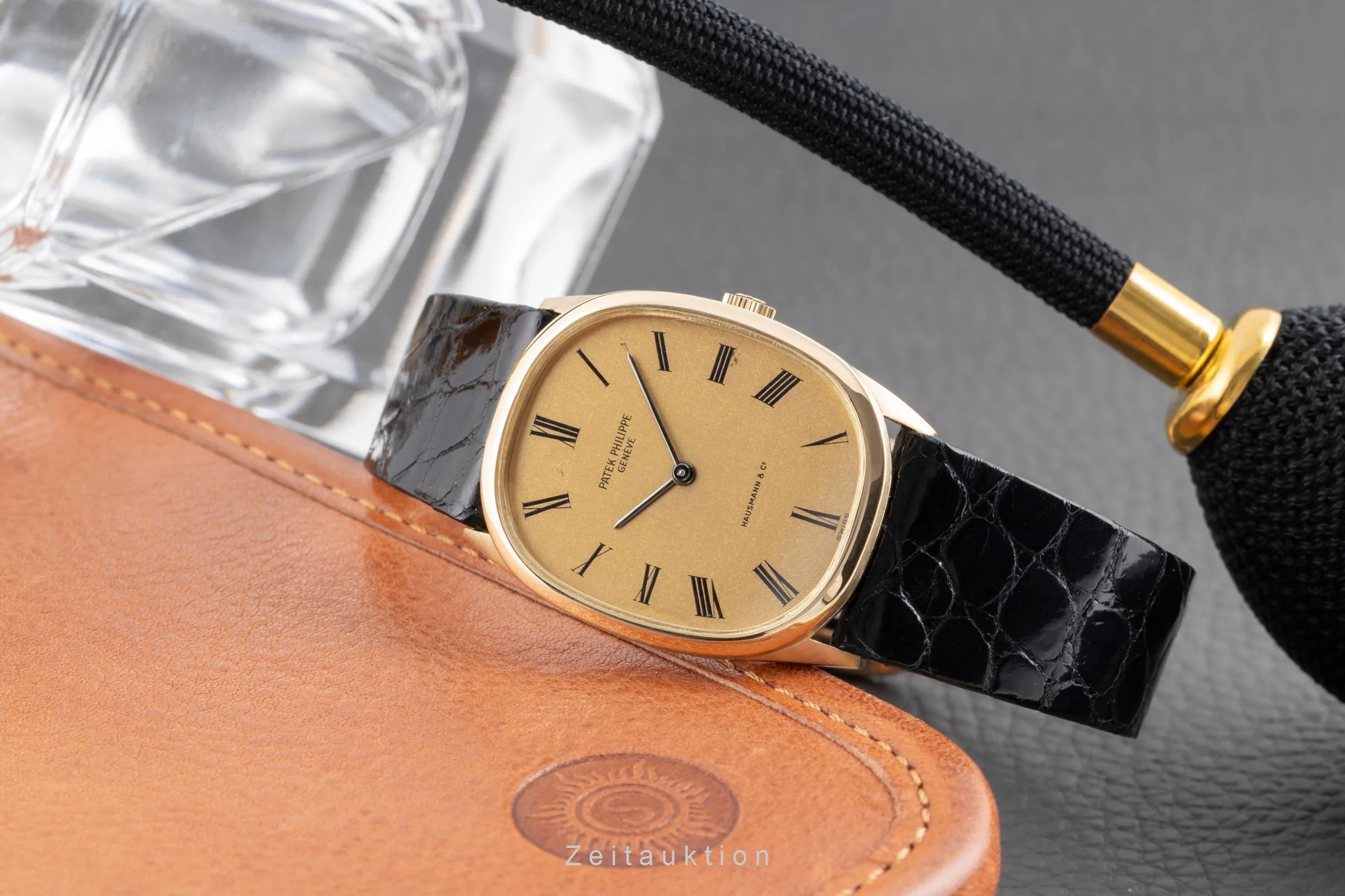 Patek Philippe Ellipse 18 ct gold manual winding men's watch 3546 Vintage  [2503130] - Image 3