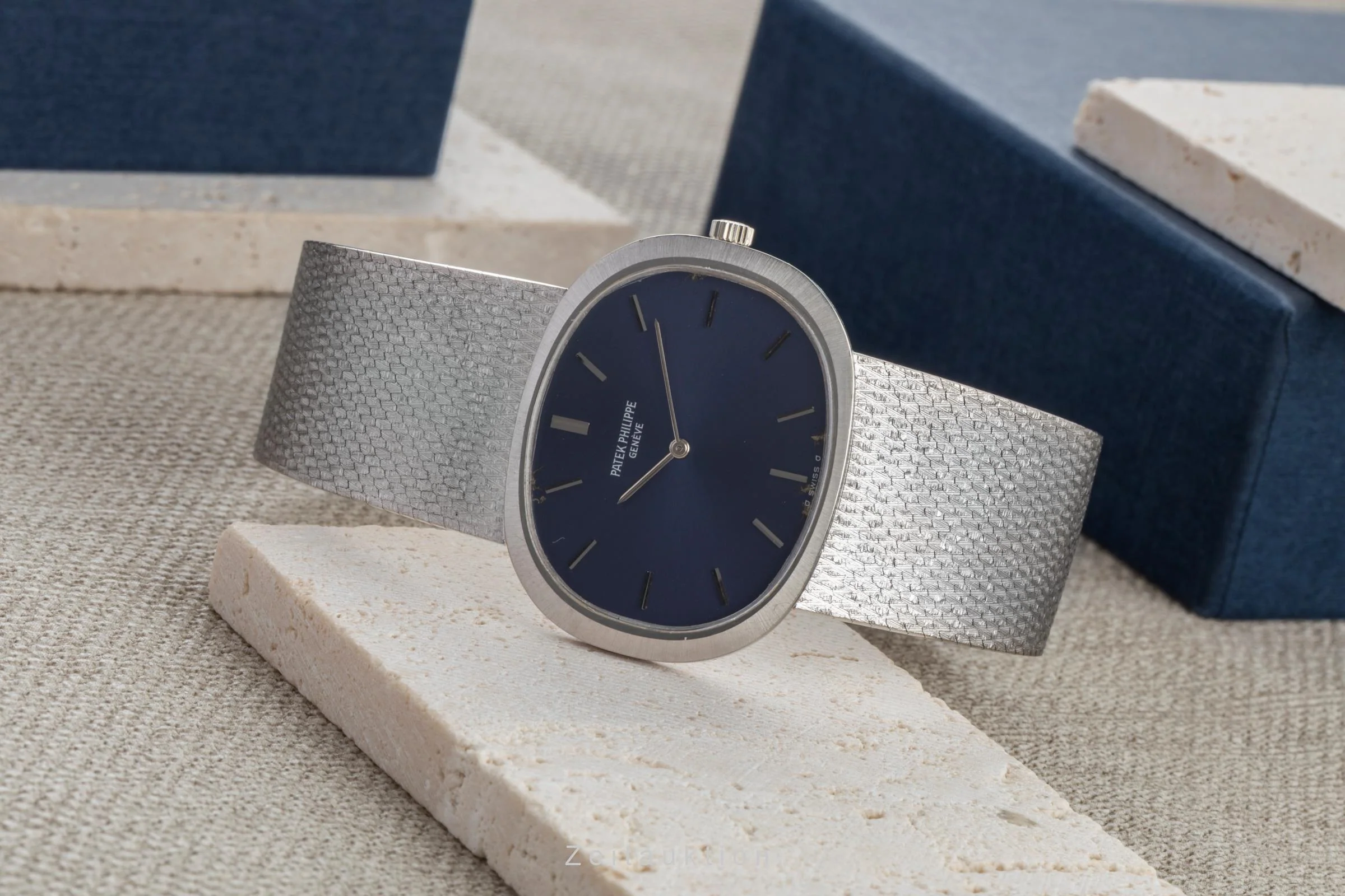 Patek Philippe Ellipse 18 ct white gold manual winding unisex 3583 1 Vintage  [2600413] - Image 3