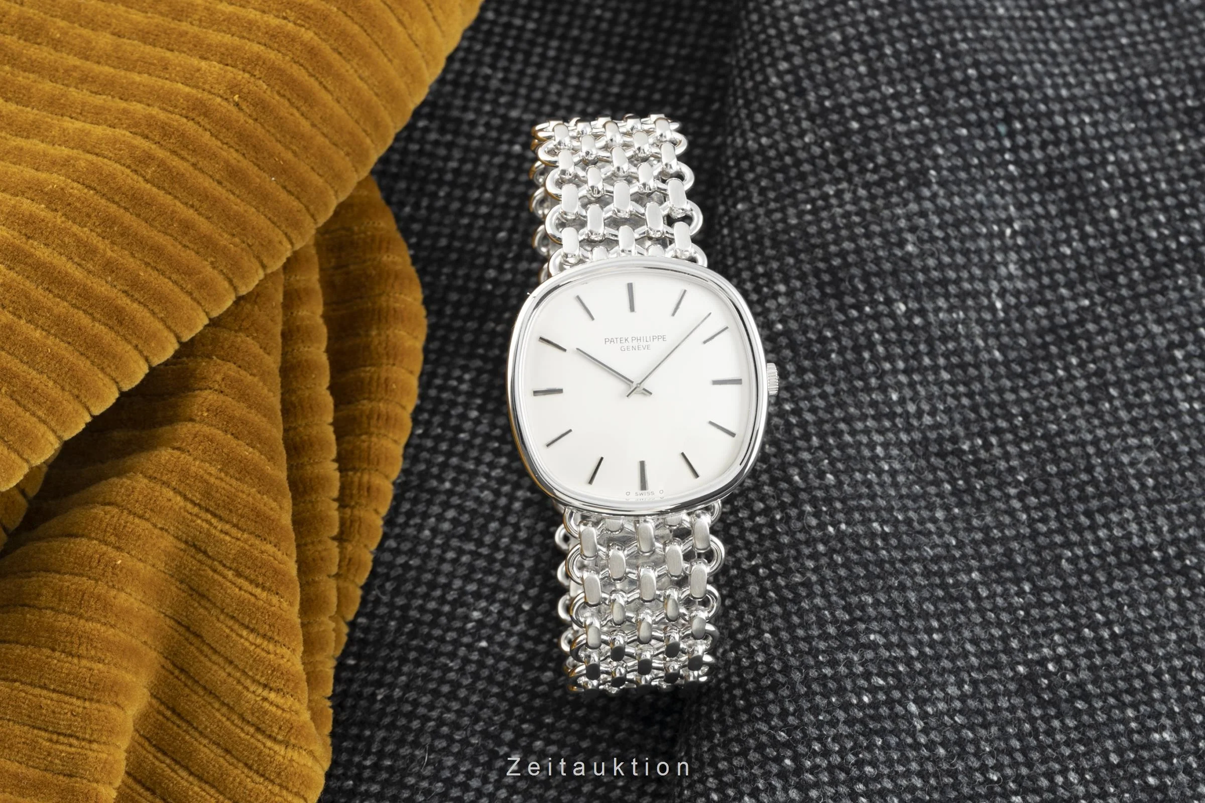 Patek Philippe Ellipse 18 ct white gold manual winding unisex 3644/2 LP: 29630EUR  [2108852] - Image 3