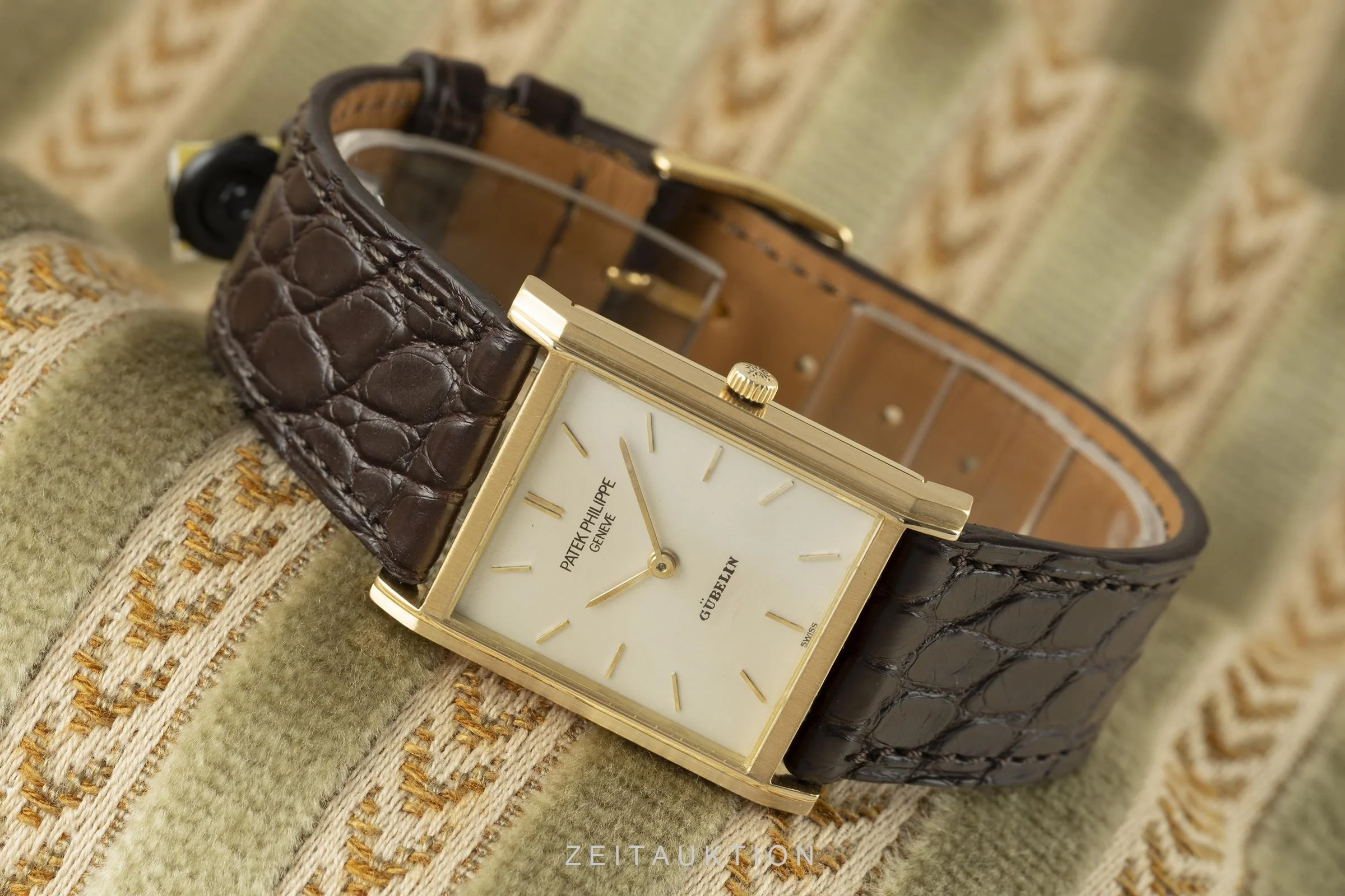 Patek Philippe Gondolo 18 ct gold manual winding men's watch 3519  [2106123] - Image 2