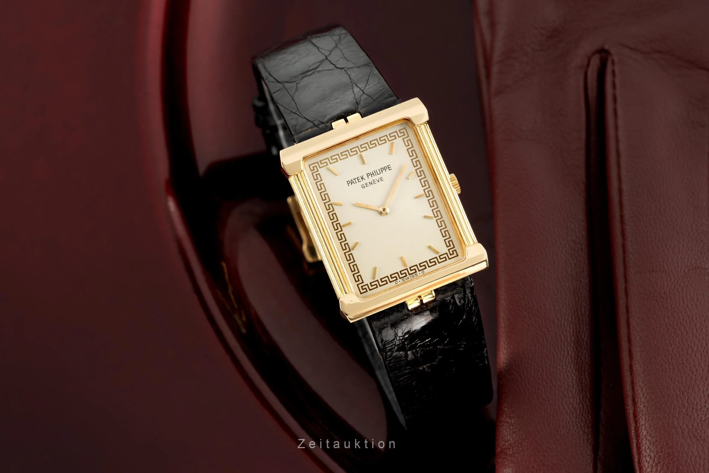 Patek Philippe Les Grecques 18 ct gold manual winding men's watch 3775  [2107768] - Image 3