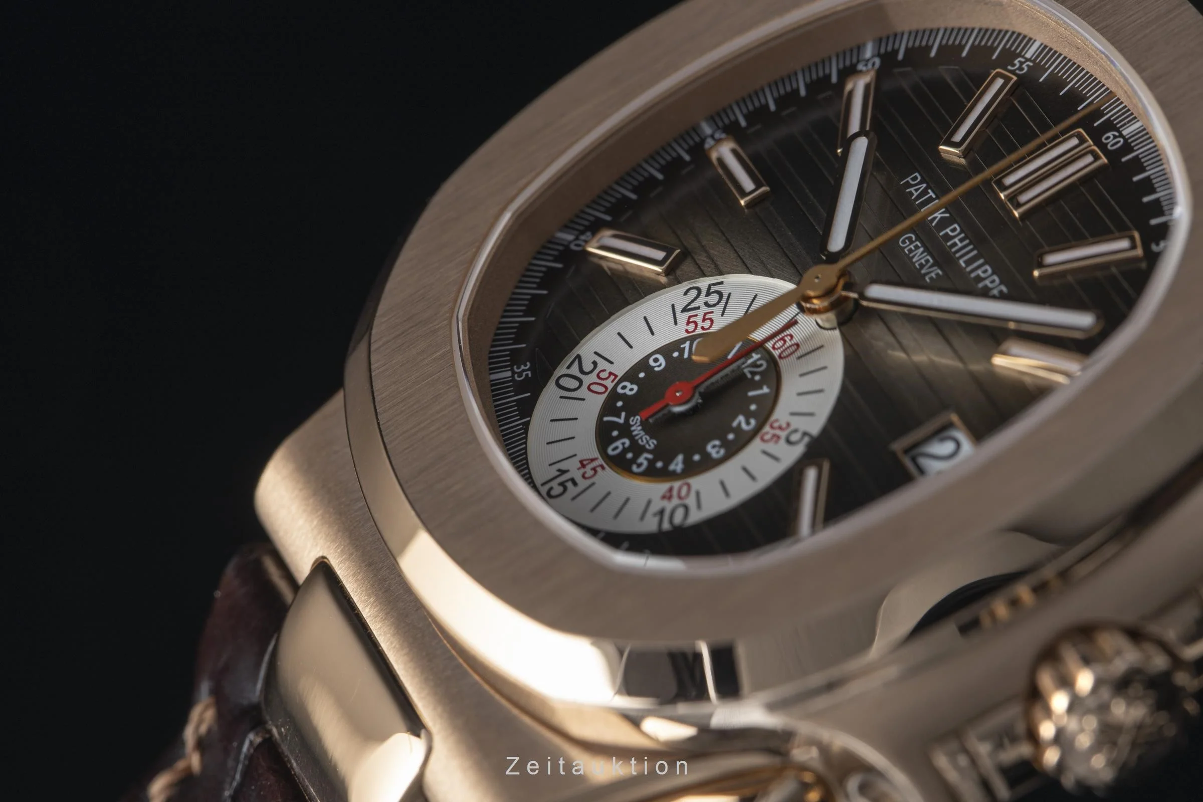 Patek Philippe Nautilus chronograph 18 ct red gold automatic men's watch 5980R-001  [2200733] - Image 7