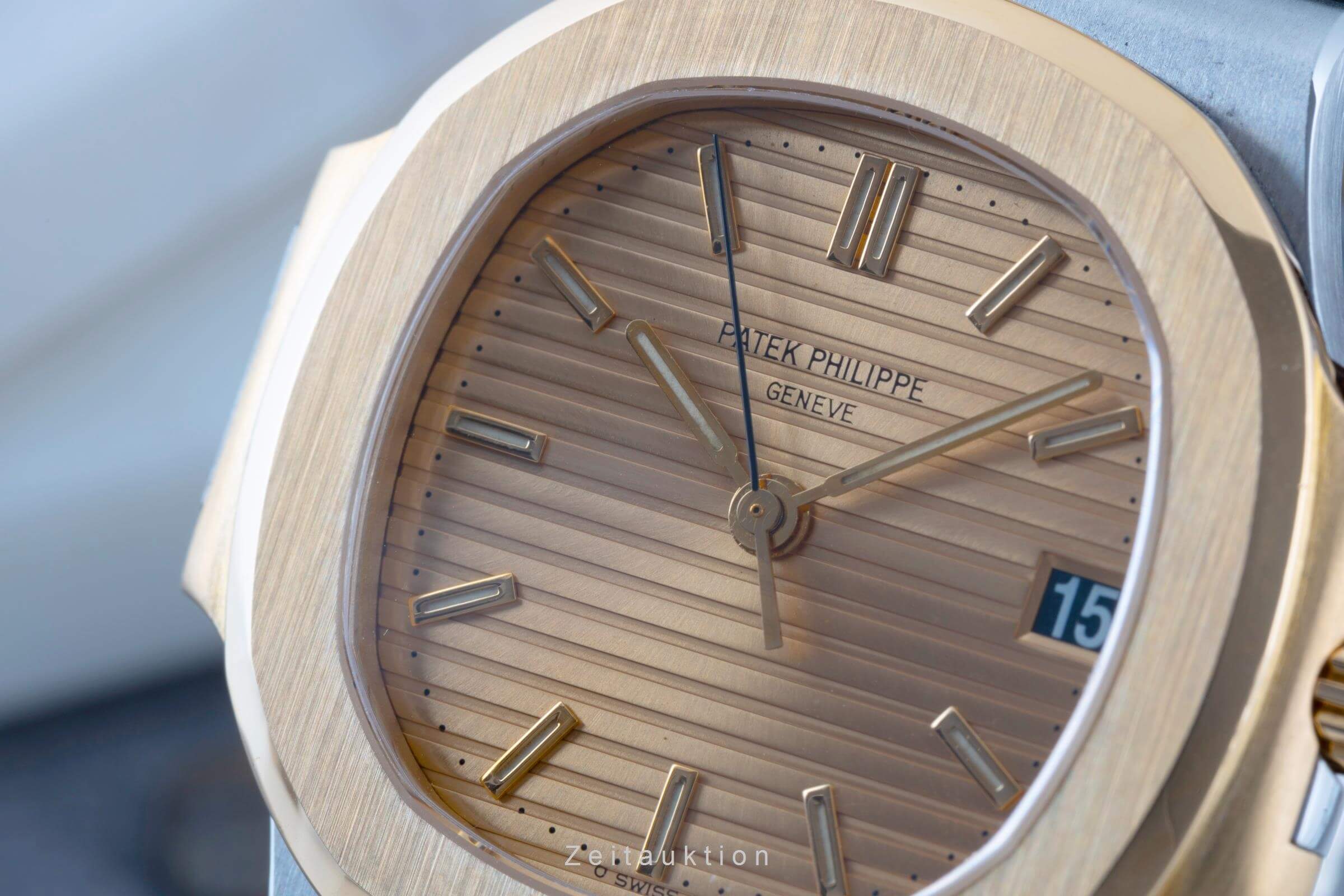 Patek Philippe Nautilus steel / gold automatic men's watch 3800/1  [2403505] - Image 11