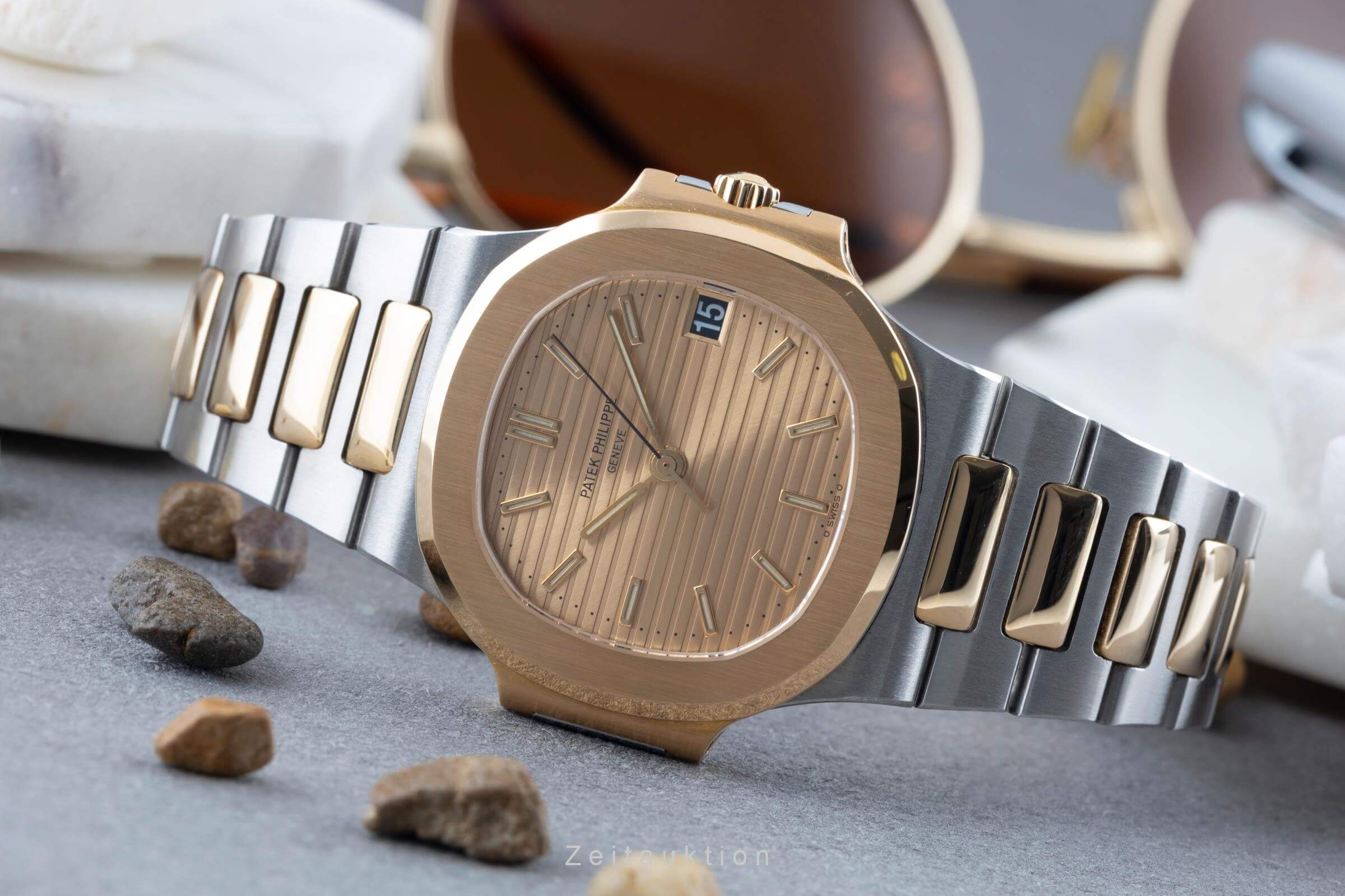 Patek Philippe Nautilus steel / gold automatic men's watch 3800/1  [2403505] - Image 2