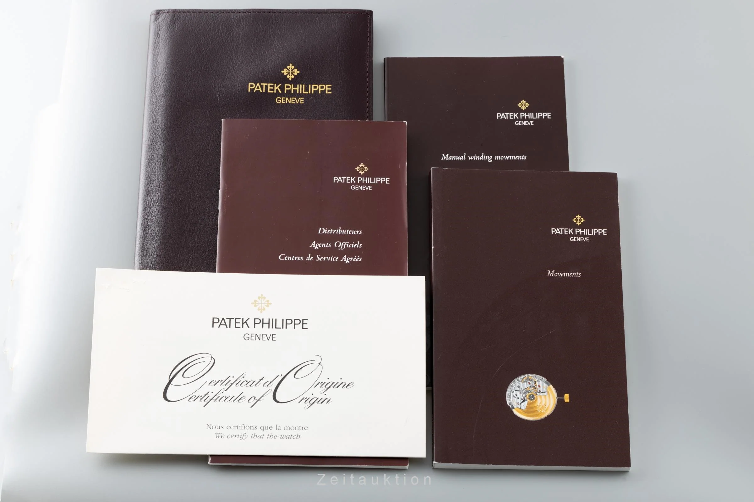 Patek Philippe Perpetual Calendar chronograph 18 ct gold manual winding men's watch 3970/2  [2203229] - Image 9
