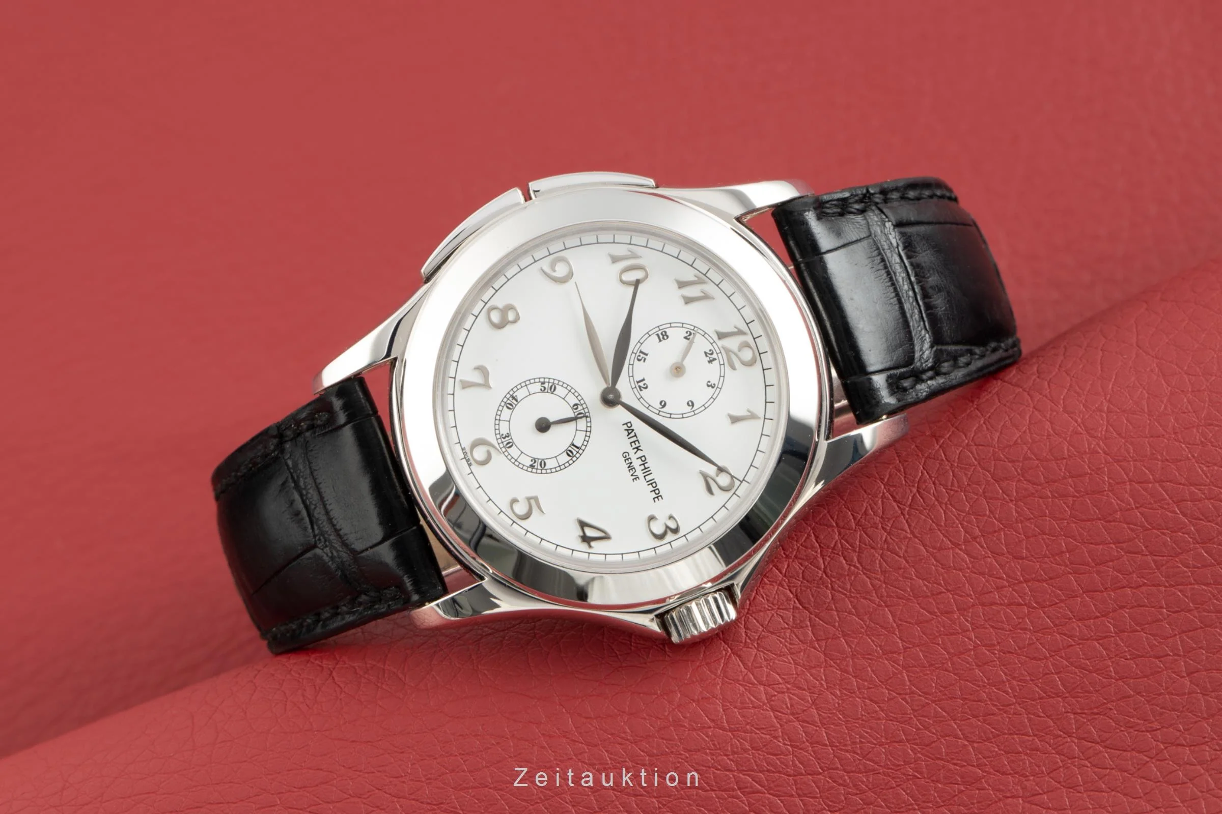 Patek Philippe Travel Time 18 ct white gold manual winding men's watch 5134  [2109476] - Image 2