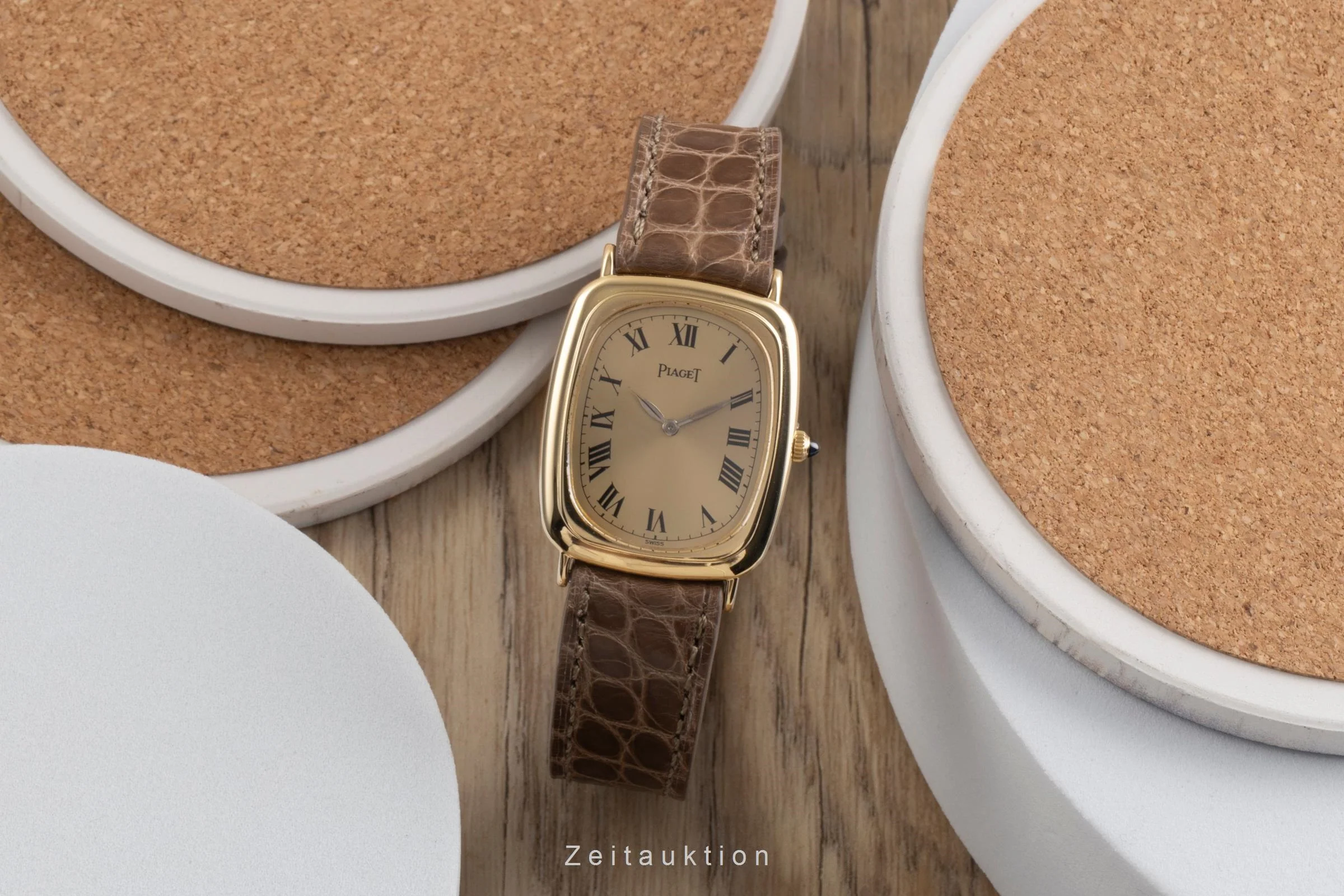 Piaget 18 ct gold manual winding women's watch 9251  [2503895] - Image 4