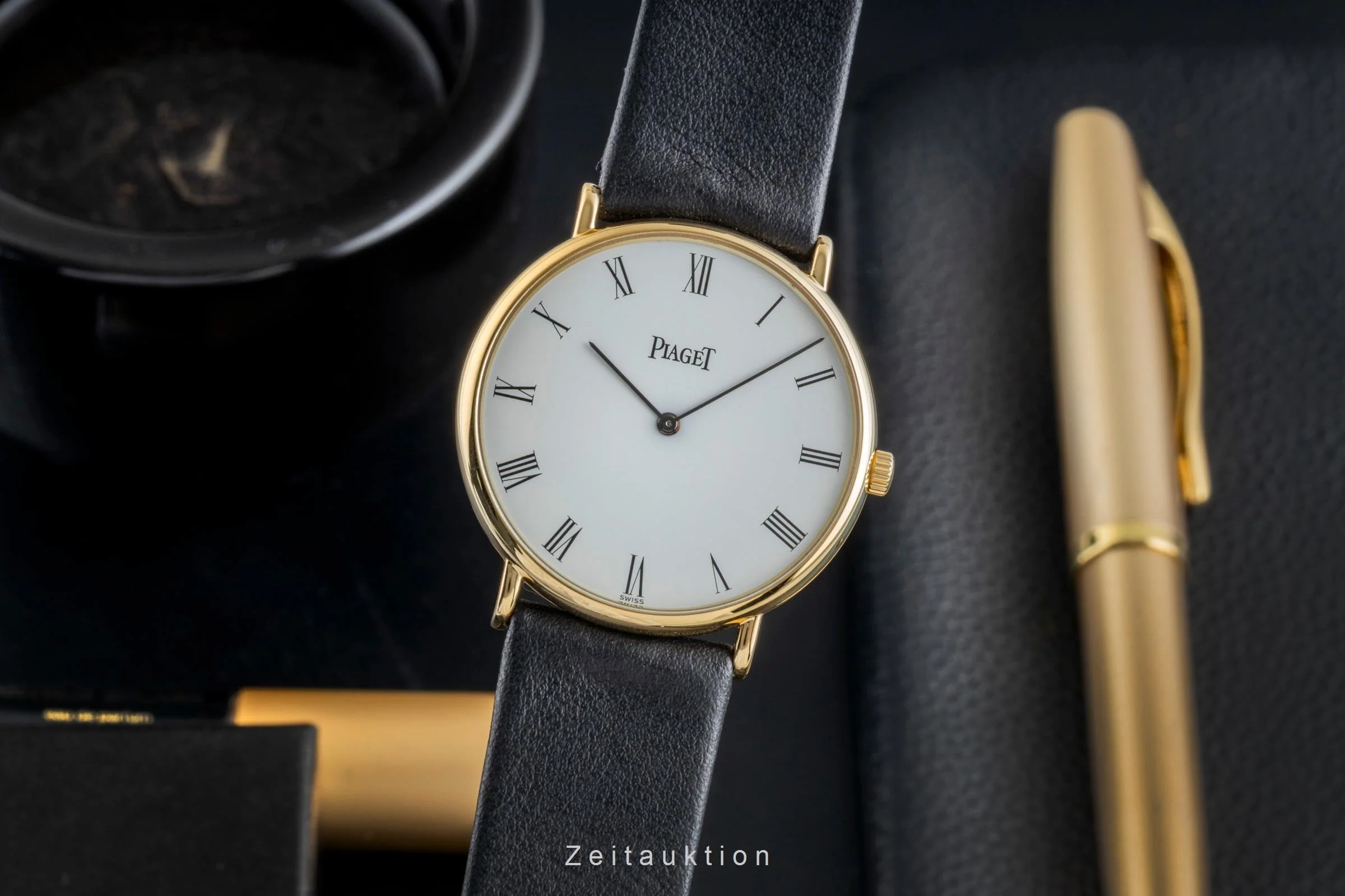 Piaget Altiplano 18 ct gold manual winding men's watch 9035N  [2505457] - Image 2