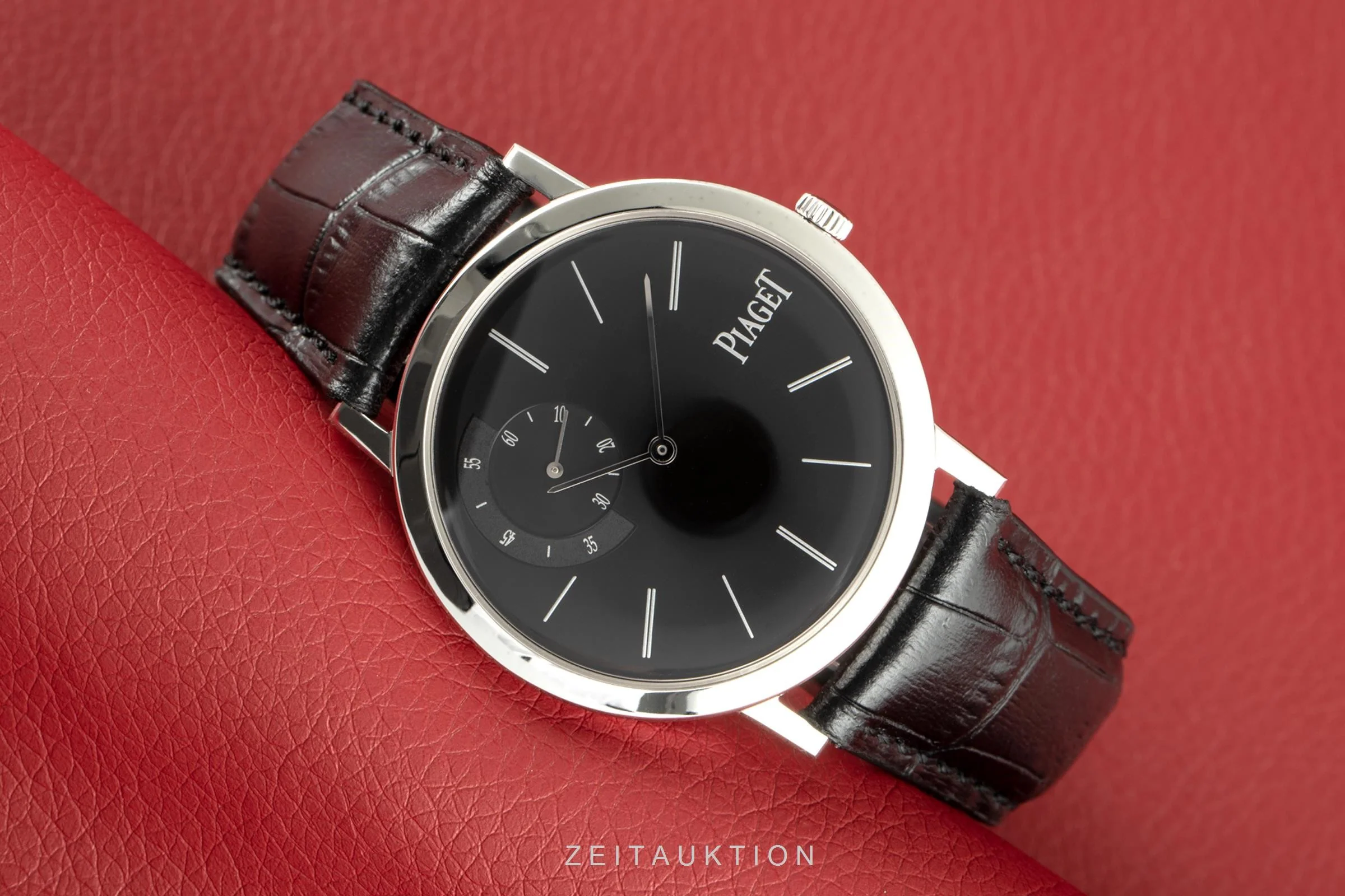 Piaget Altiplano 18 ct white gold manual winding men's watch P10522  [2103374] - Image 2