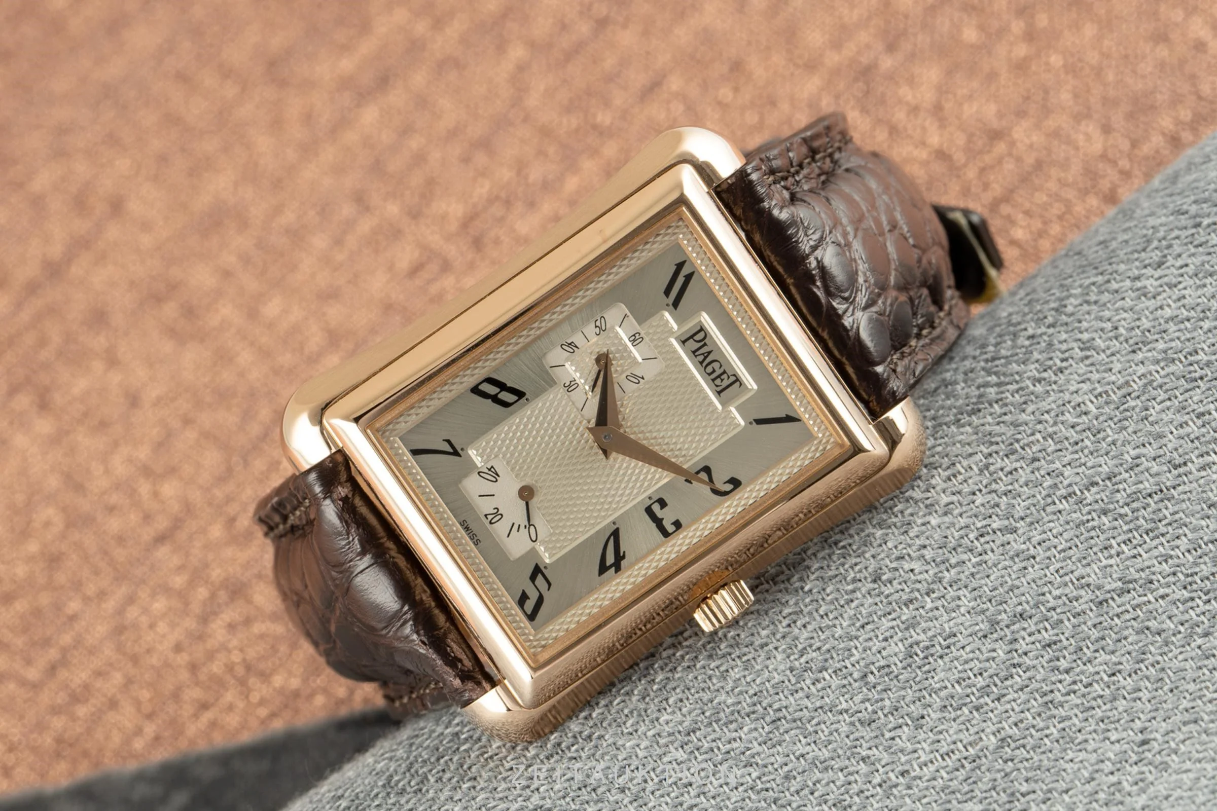 Piaget Emperador 18 ct red gold automatic men's watch 18900  [2102630] - Image 2
