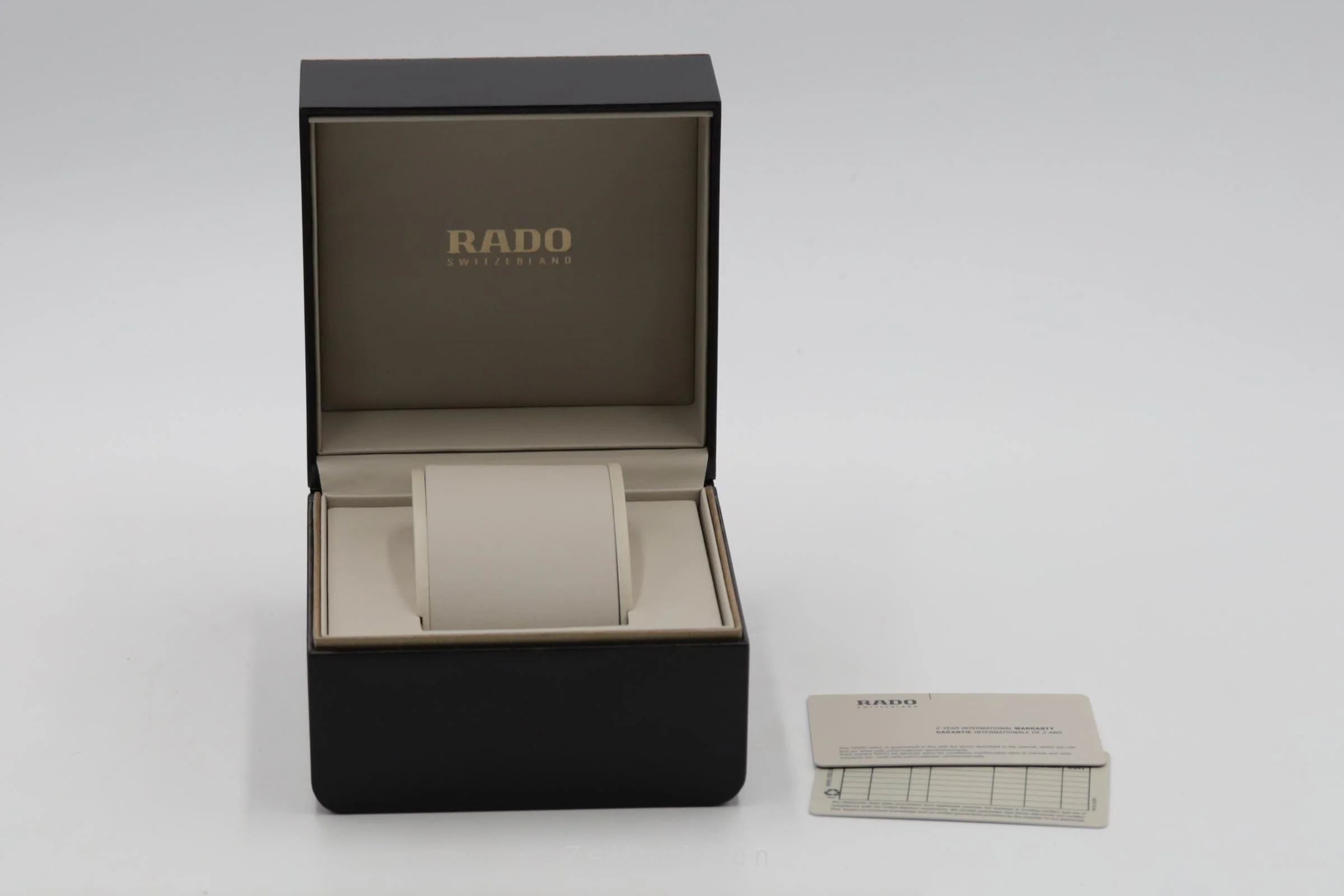 Rado Diastar Ceramica ceramic / titanium quartz women's watch R21702702  [2506886] - Image 9