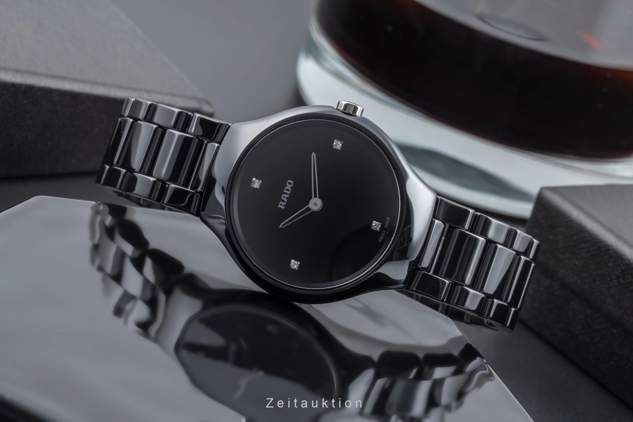 Rado True ceramic quartz women's watch 01.420.0742.3.071  [2505523] - Image 3