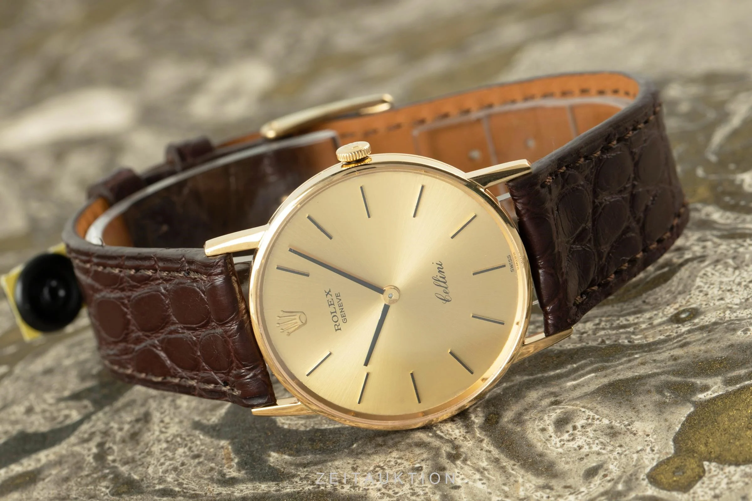 Rolex Cellini 18 ct gold manual winding unisex 3945 Vintage  [2104139] - Image 3