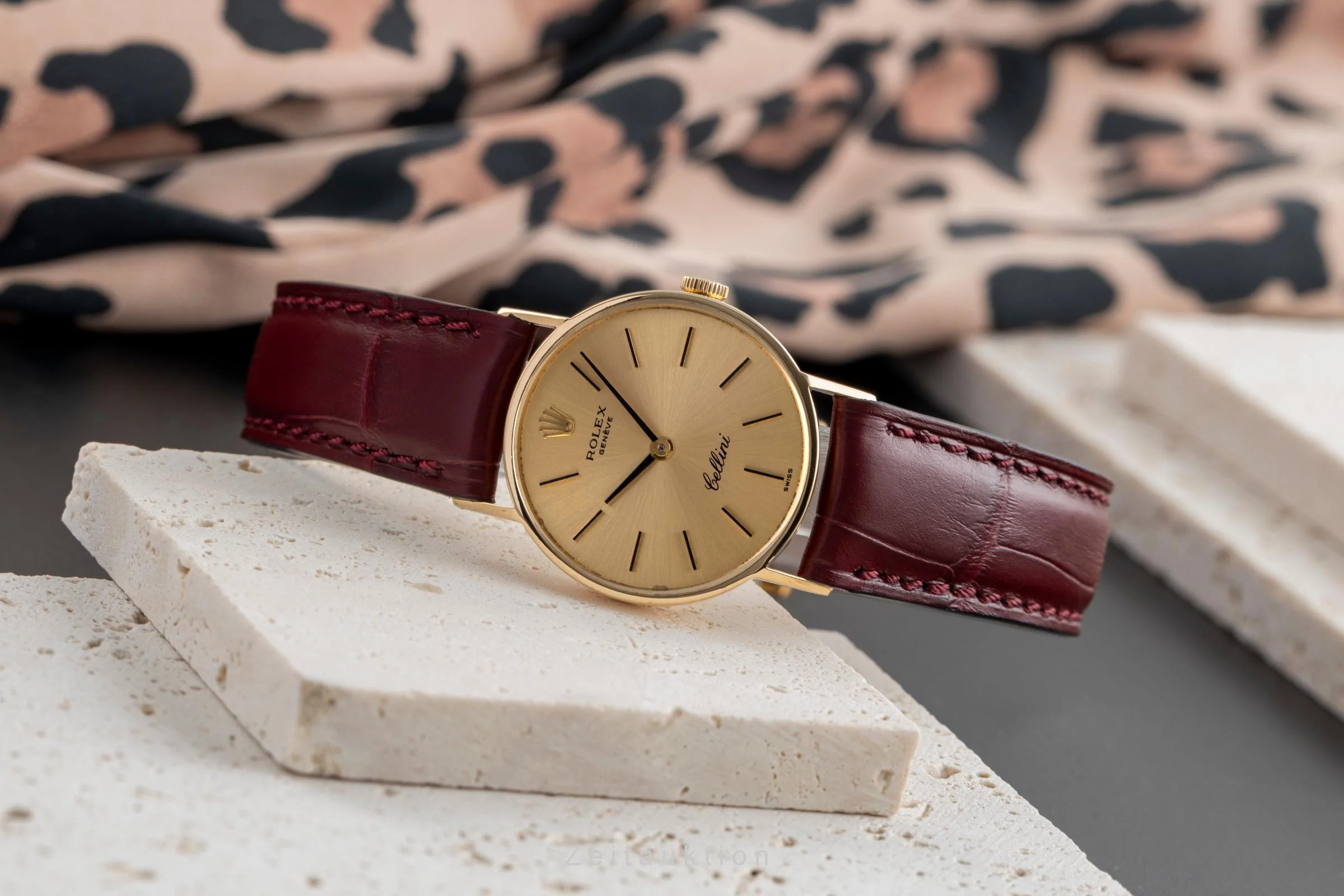 Rolex Cellini 18 ct gold manual winding women's watch 3810 Vintage  [2503751] - Image 3