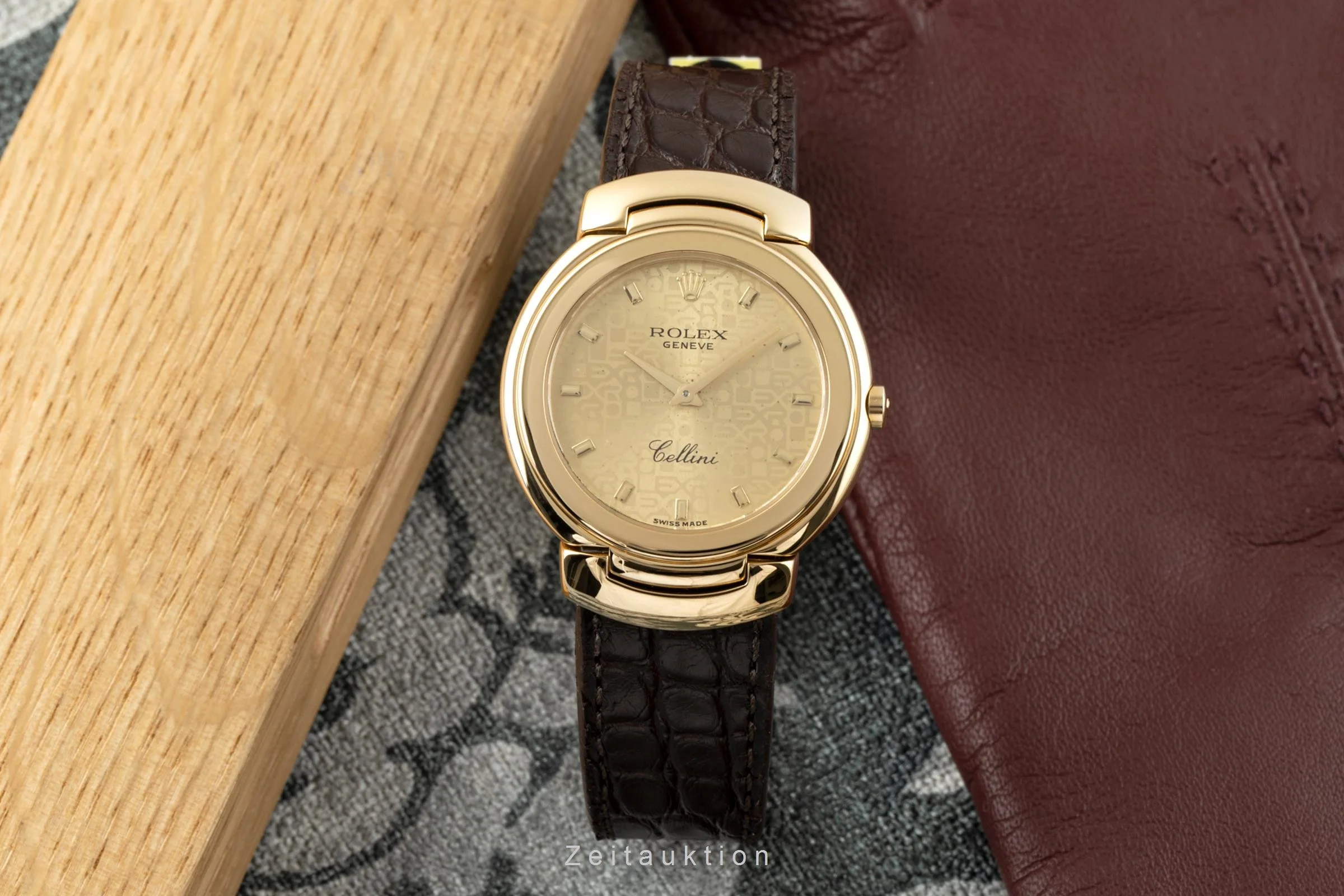 Rolex Cellini 18 ct gold quartz men's watch 6622  [2200561] - Image 3