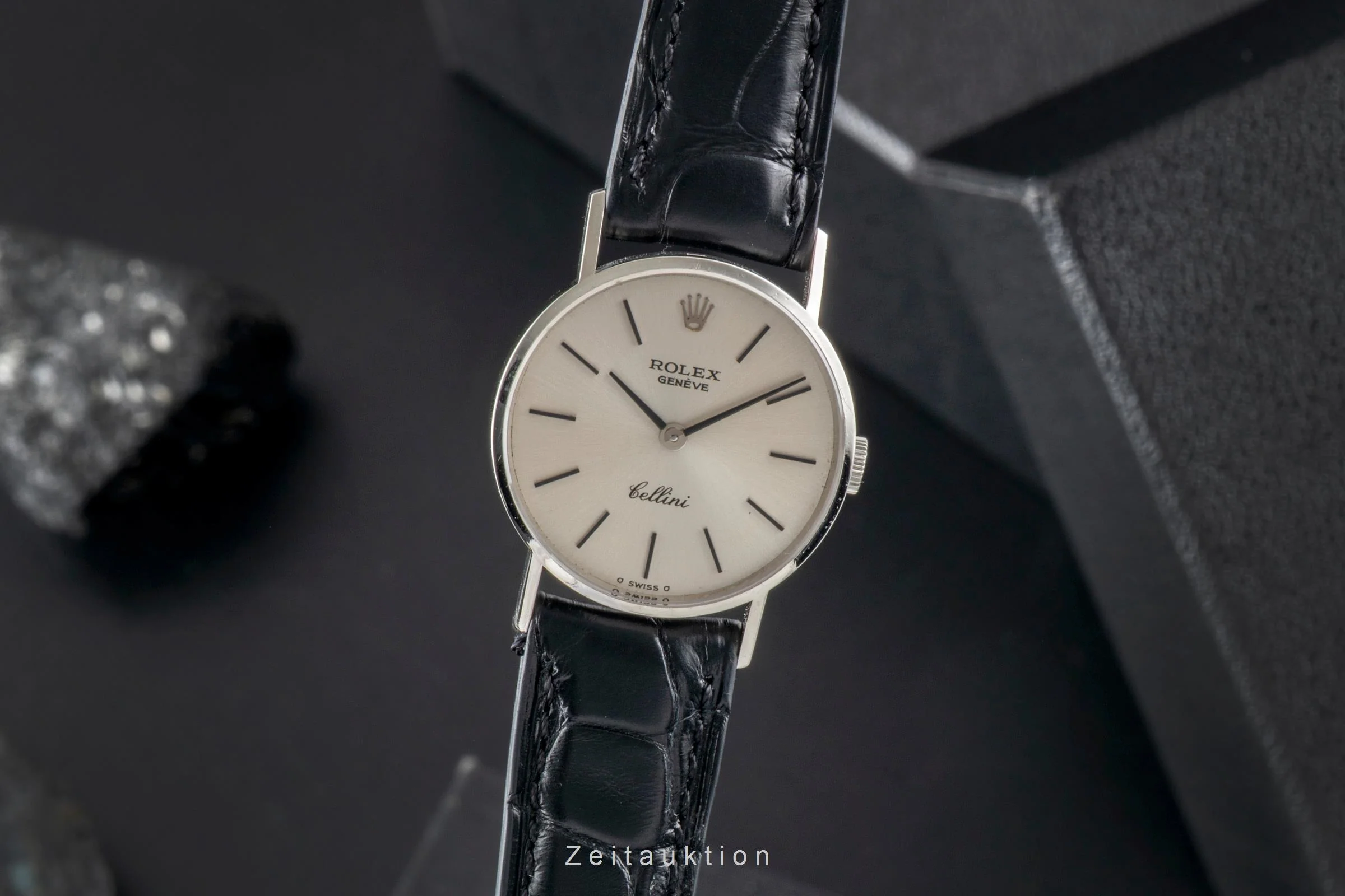 Rolex Cellini 18 ct white gold manual winding women's watch 3810 Vintage  [2600776] - Image 2