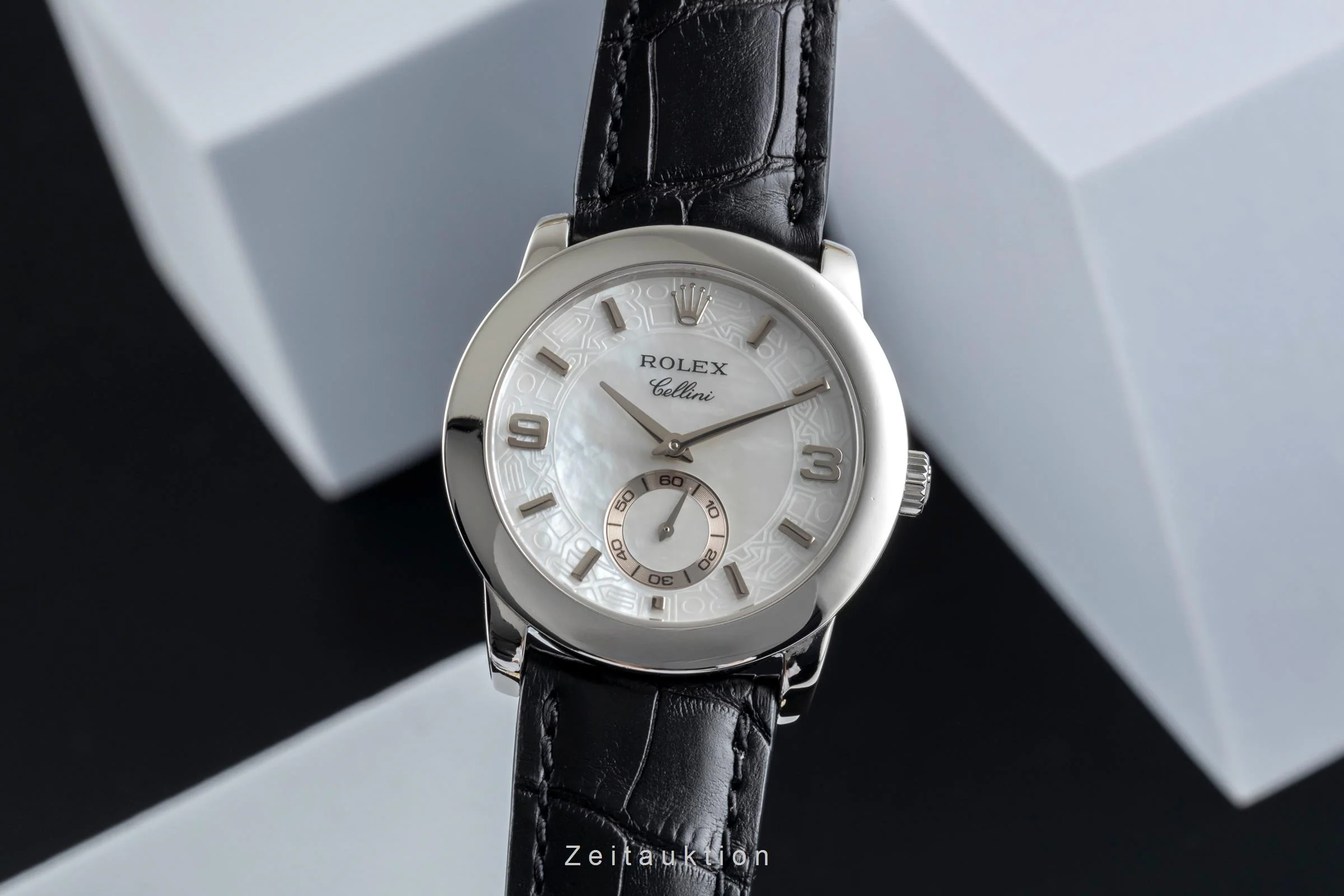 Rolex Cellini platinium manual winding men's watch 5240/6  [2502815] - Image 2