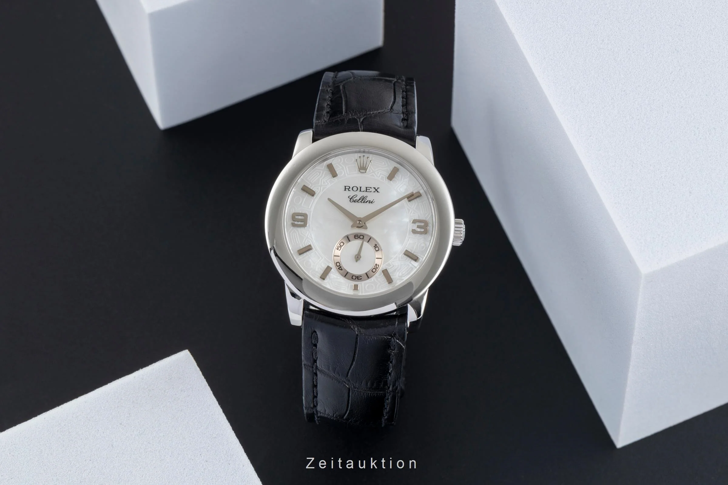 Rolex Cellini platinium manual winding men's watch 5240/6  [2502815] - Image 4