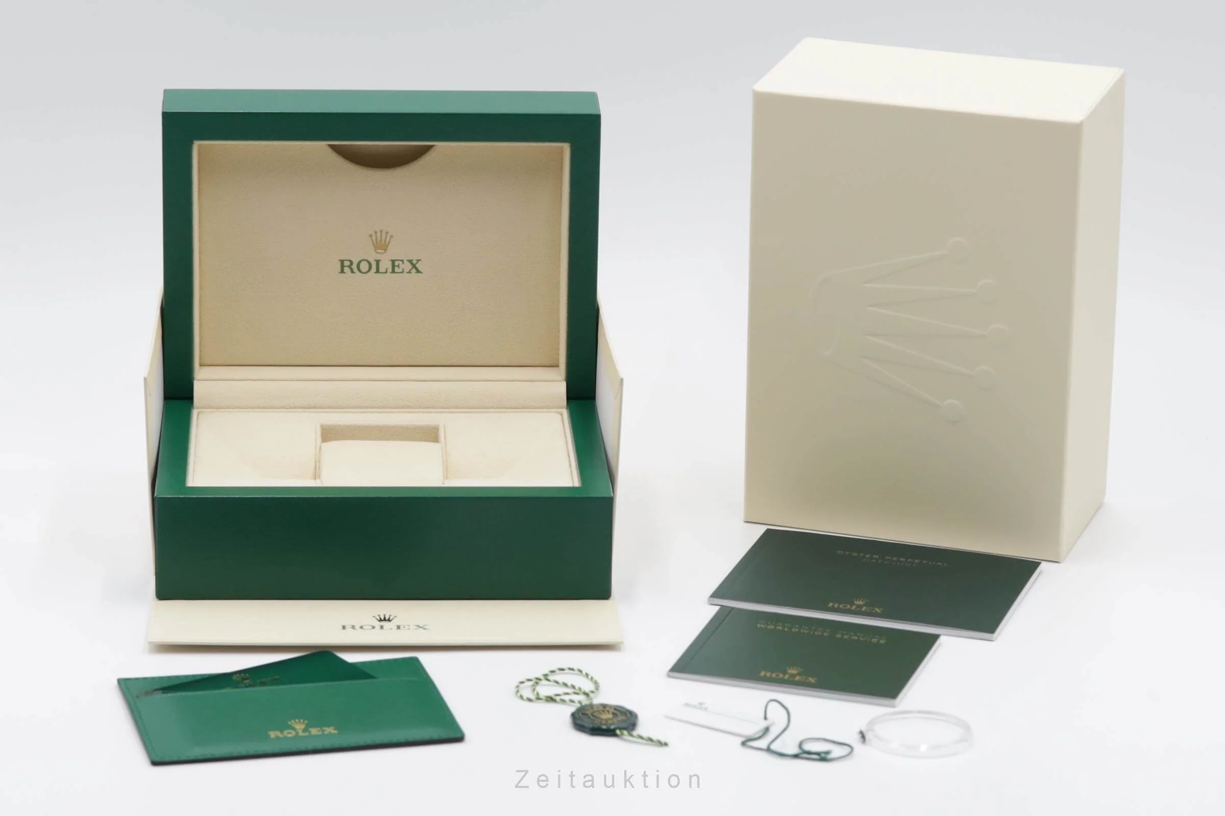 Rolex Datejust steel automatic men's watch 126300  [2502564] - Image 9