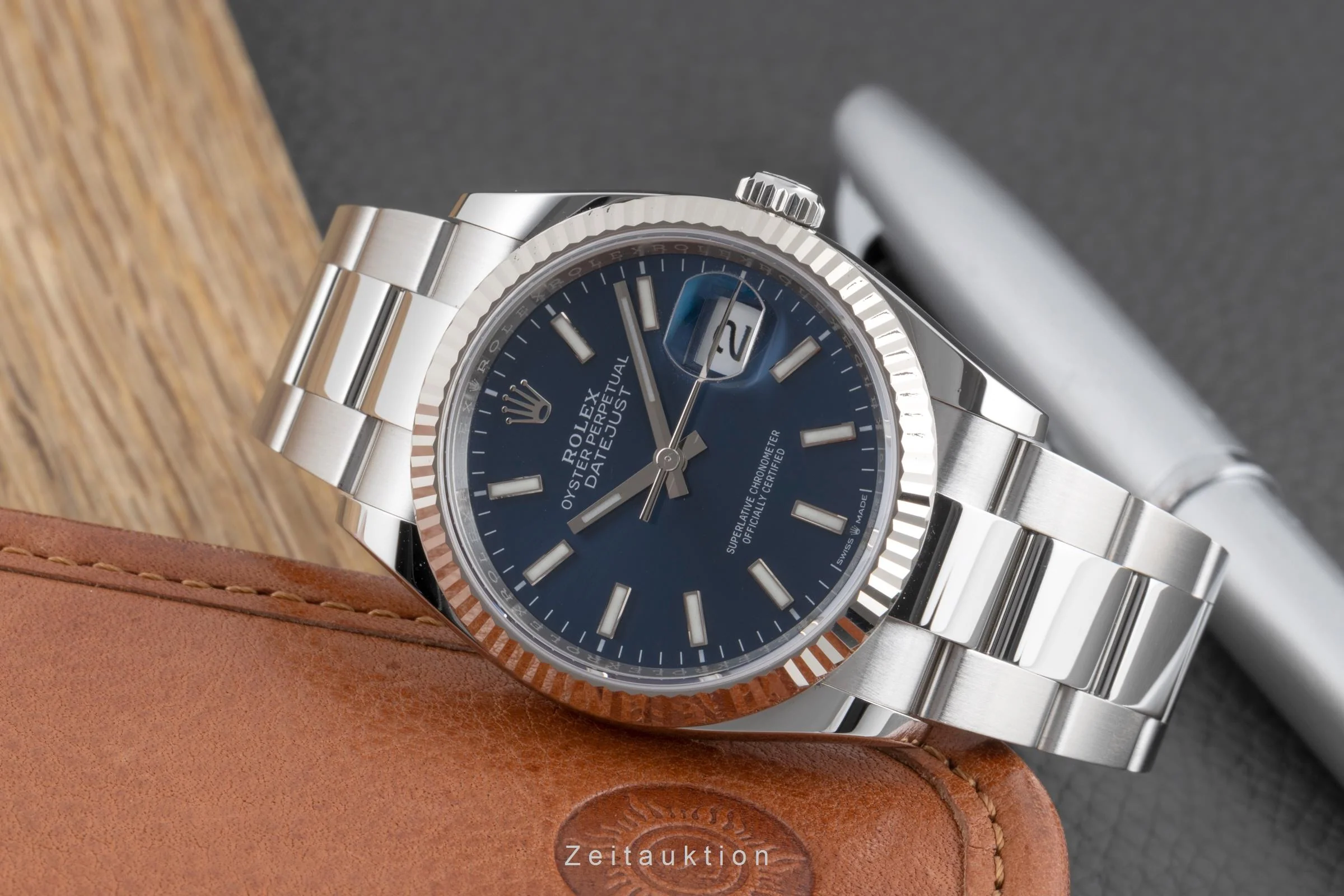 Rolex Datejust steel / white gold automatic men's watch 126234  [2503176] - Image 3