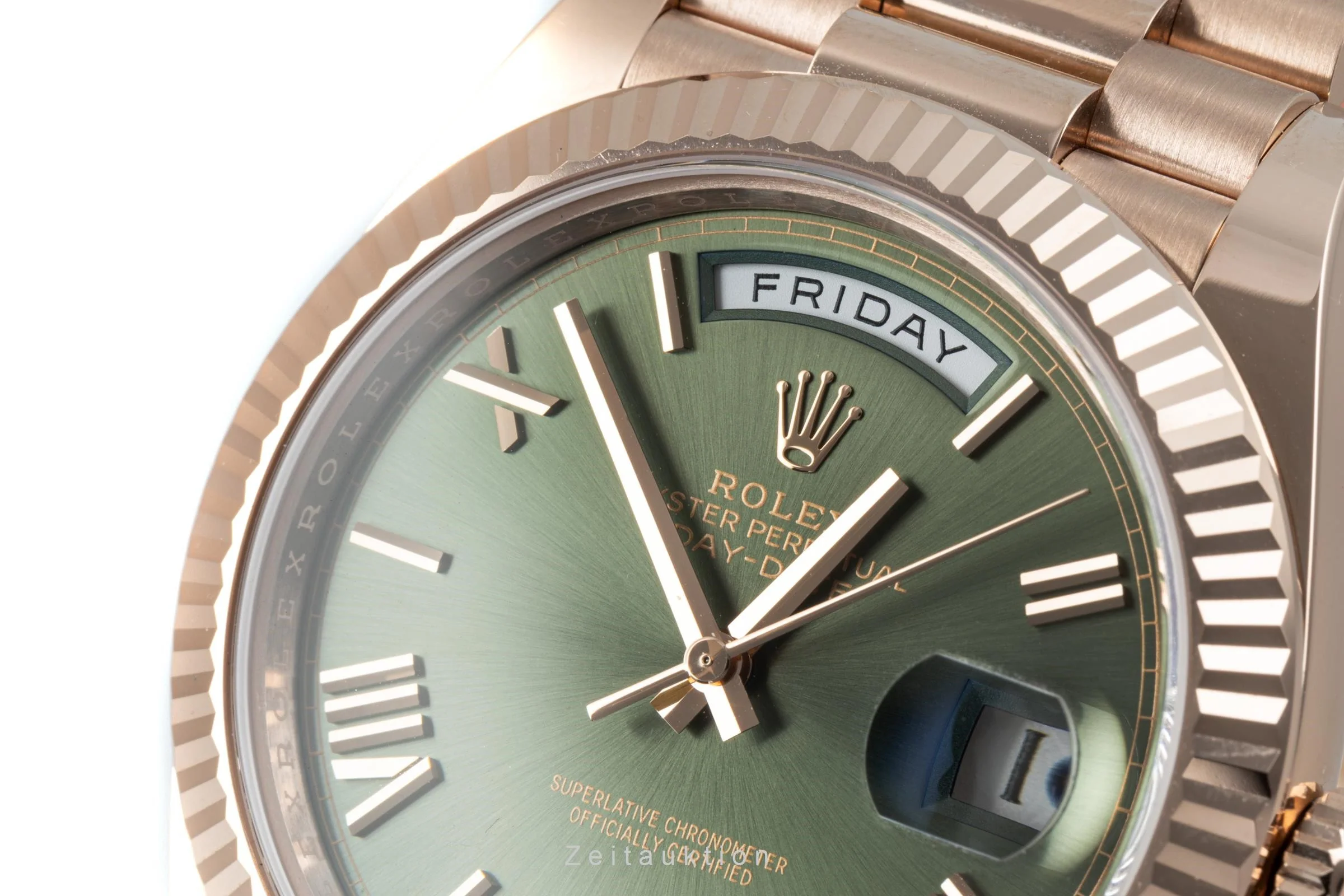 Rolex Day-Date 18 ct red gold automatic men's watch 228235  [2204127] - Image 11