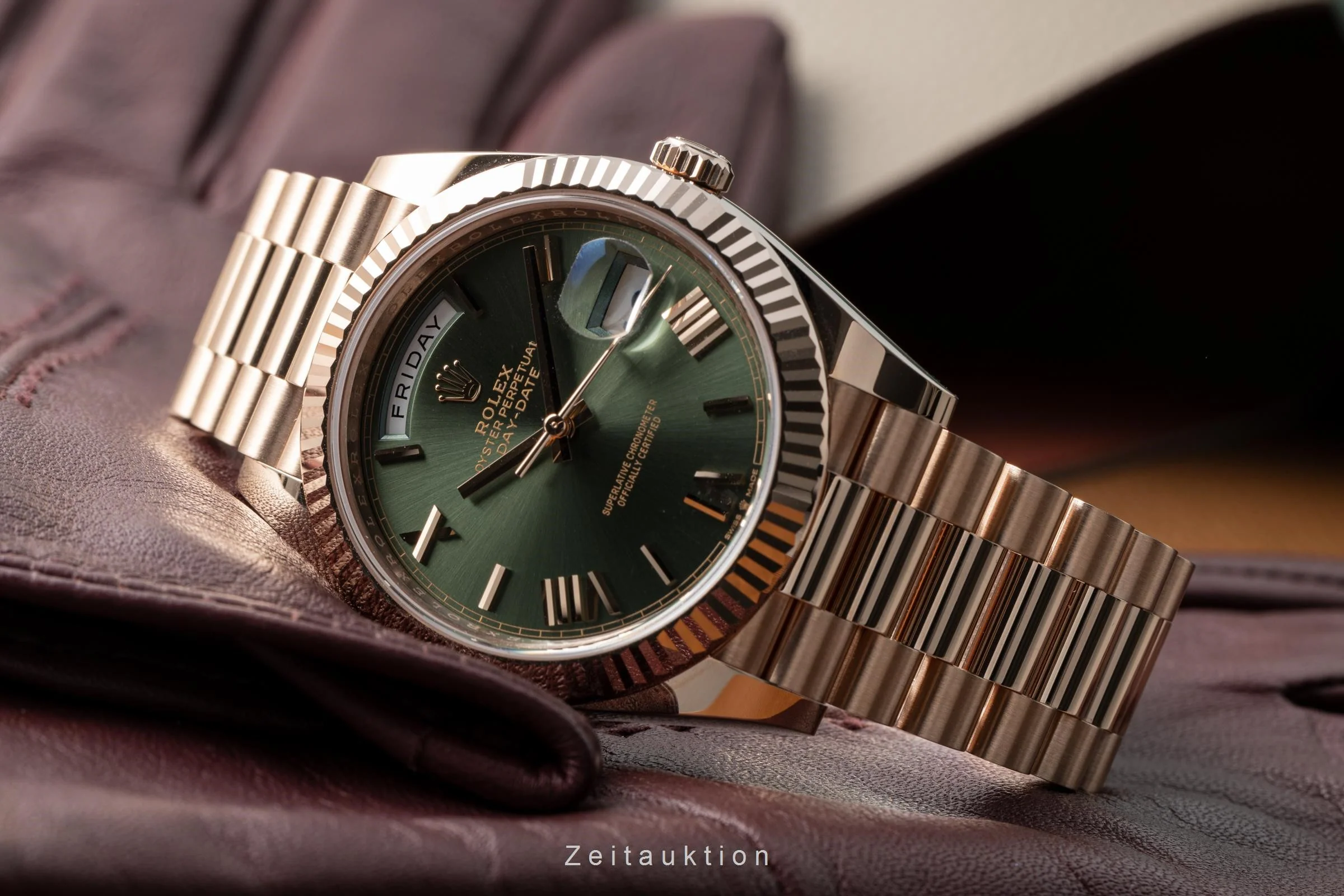 Rolex Day-Date 18 ct red gold automatic men's watch 228235  [2204127] - Image 2