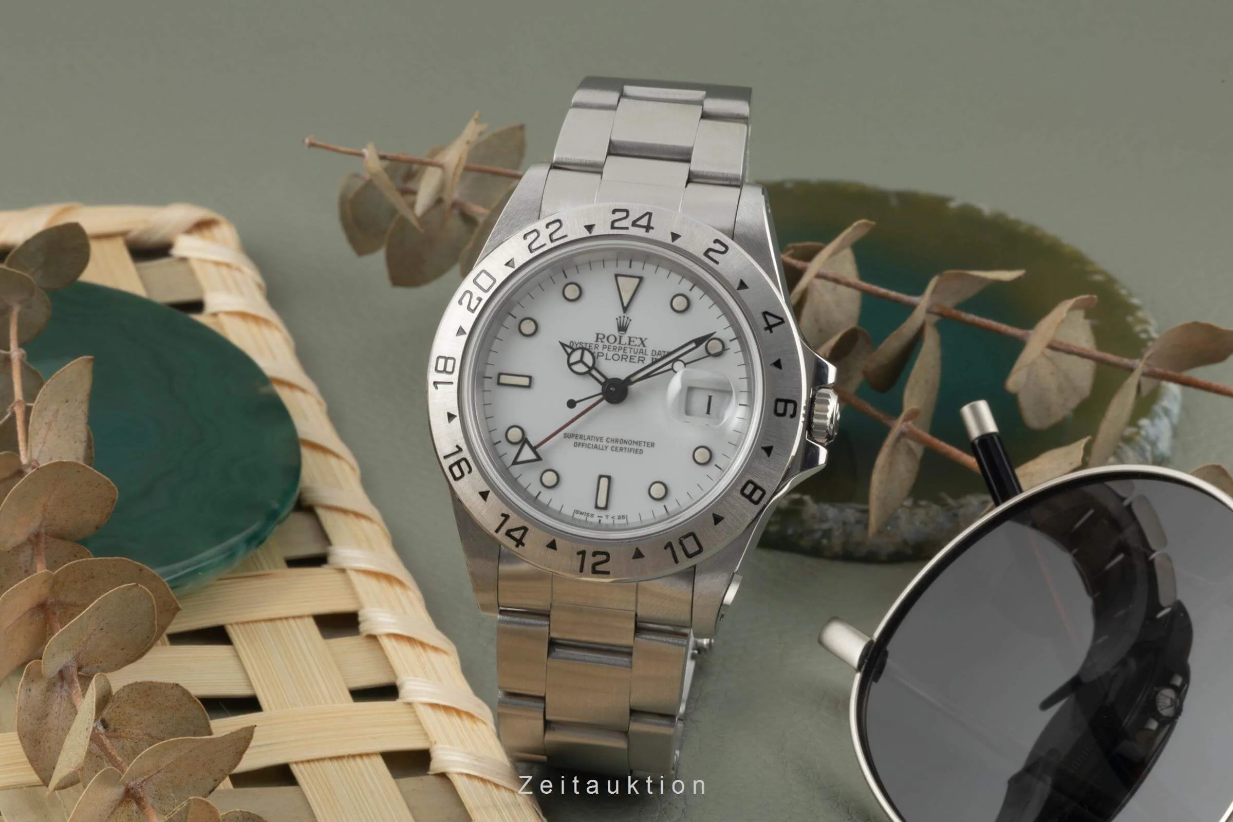 Rolex Explorer II steel automatic men's watch 16570  [2401898] - Image 3