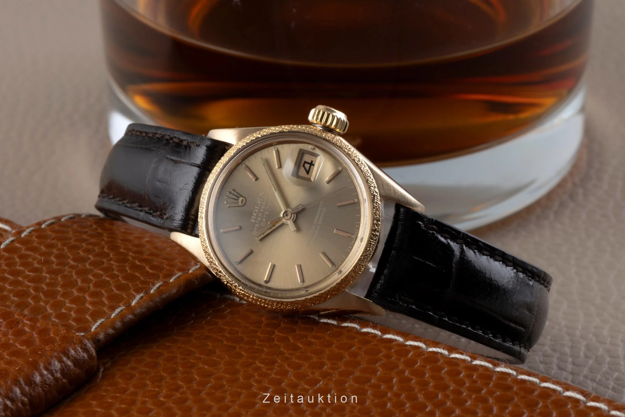 Rolex Lady Datejust 18 ct gold automatic women's watch 6701 Vintage  [2506639] - Image 3