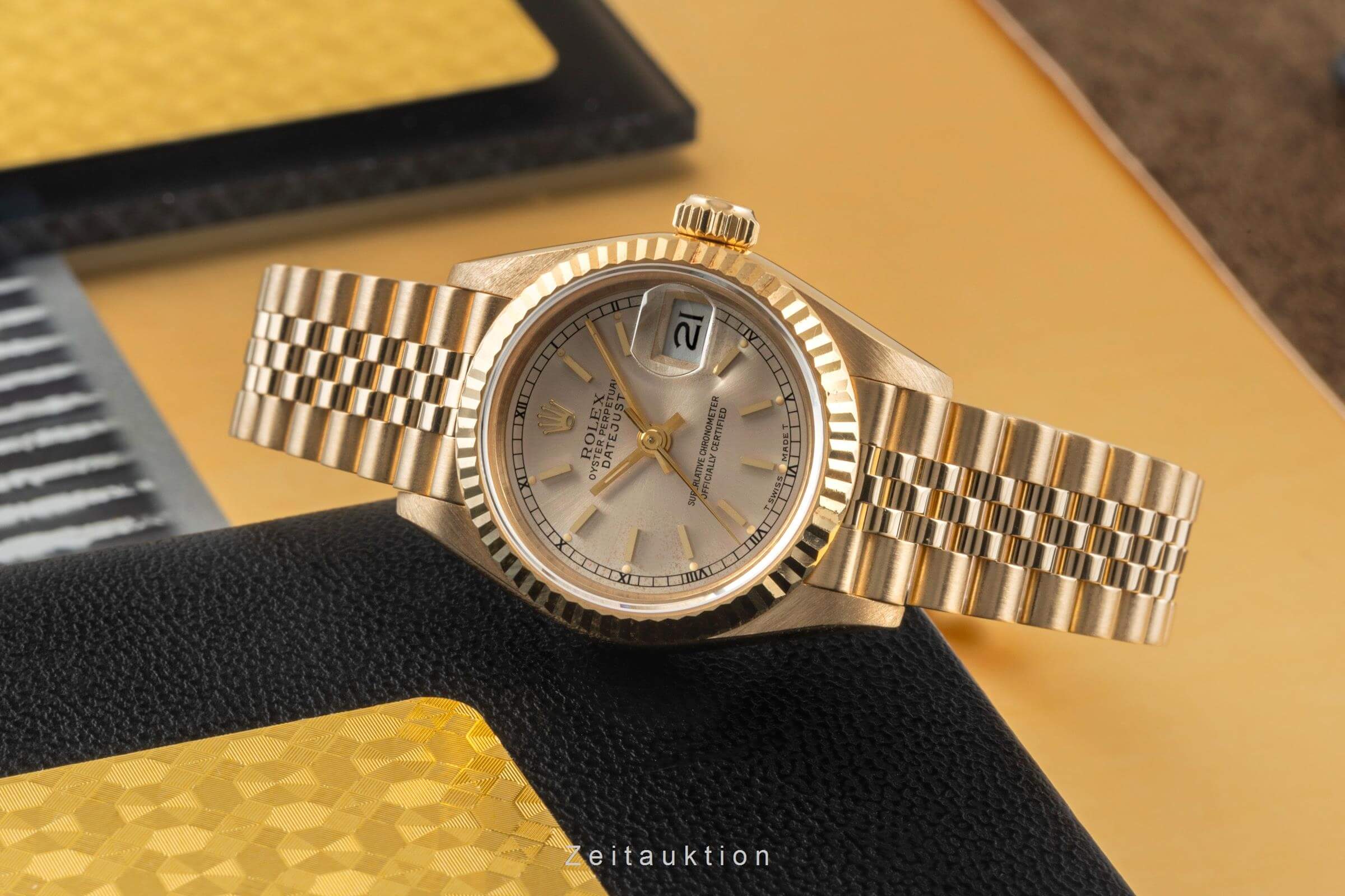 Rolex Lady Datejust 18 ct gold automatic women's watch 69178  [2401857] - Image 2