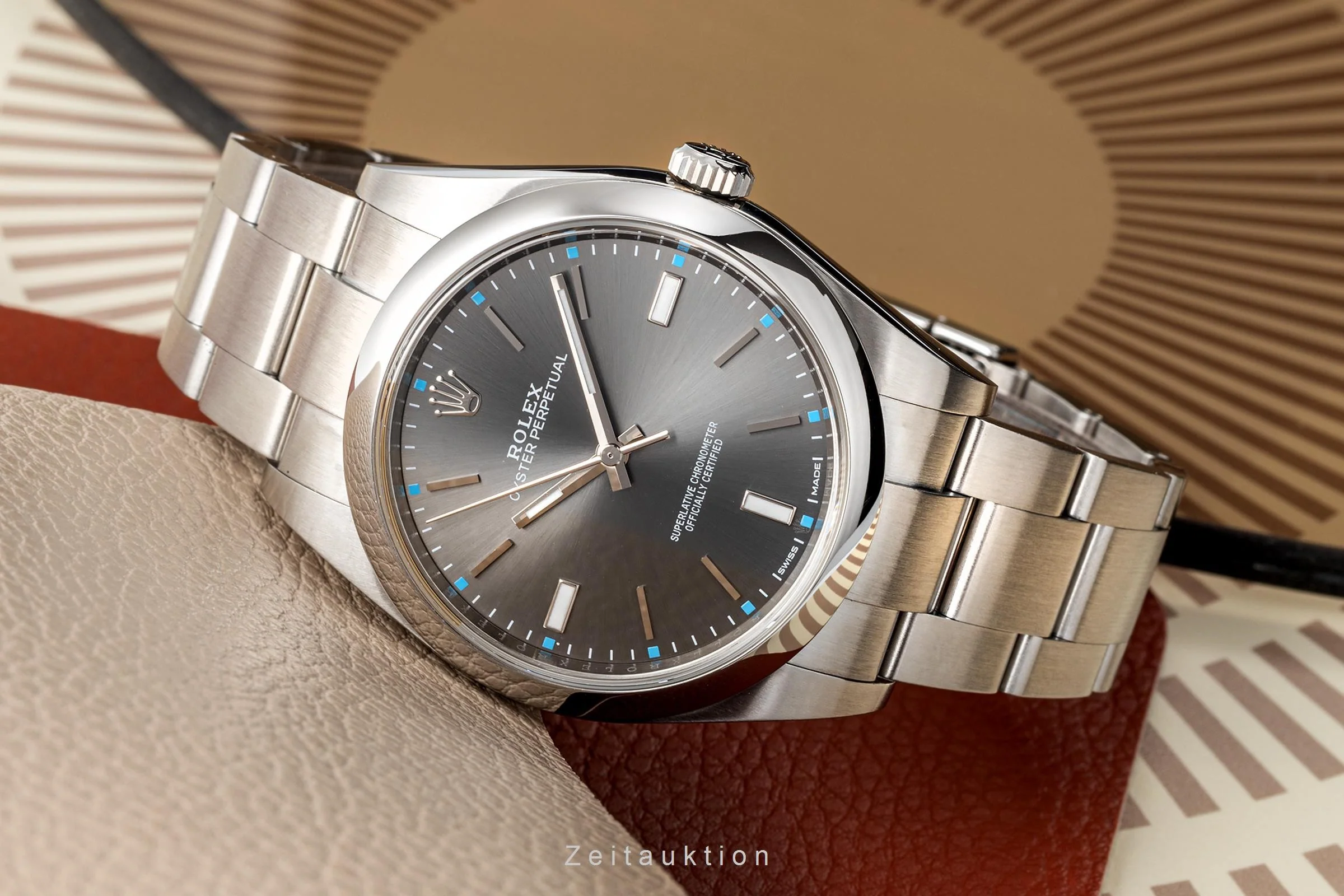 Rolex Oyster Perpetual steel automatic men's watch 114300  [2302625] - Image 2