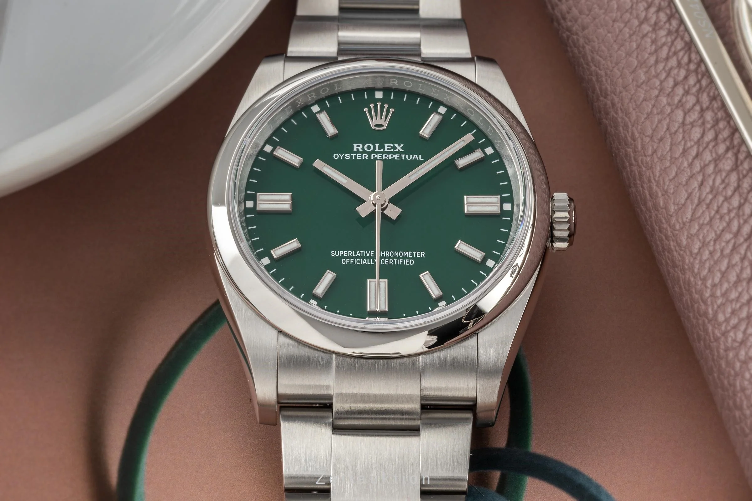 Rolex Oyster Perpetual steel automatic men's watch 126000  [2400123] - Image 13